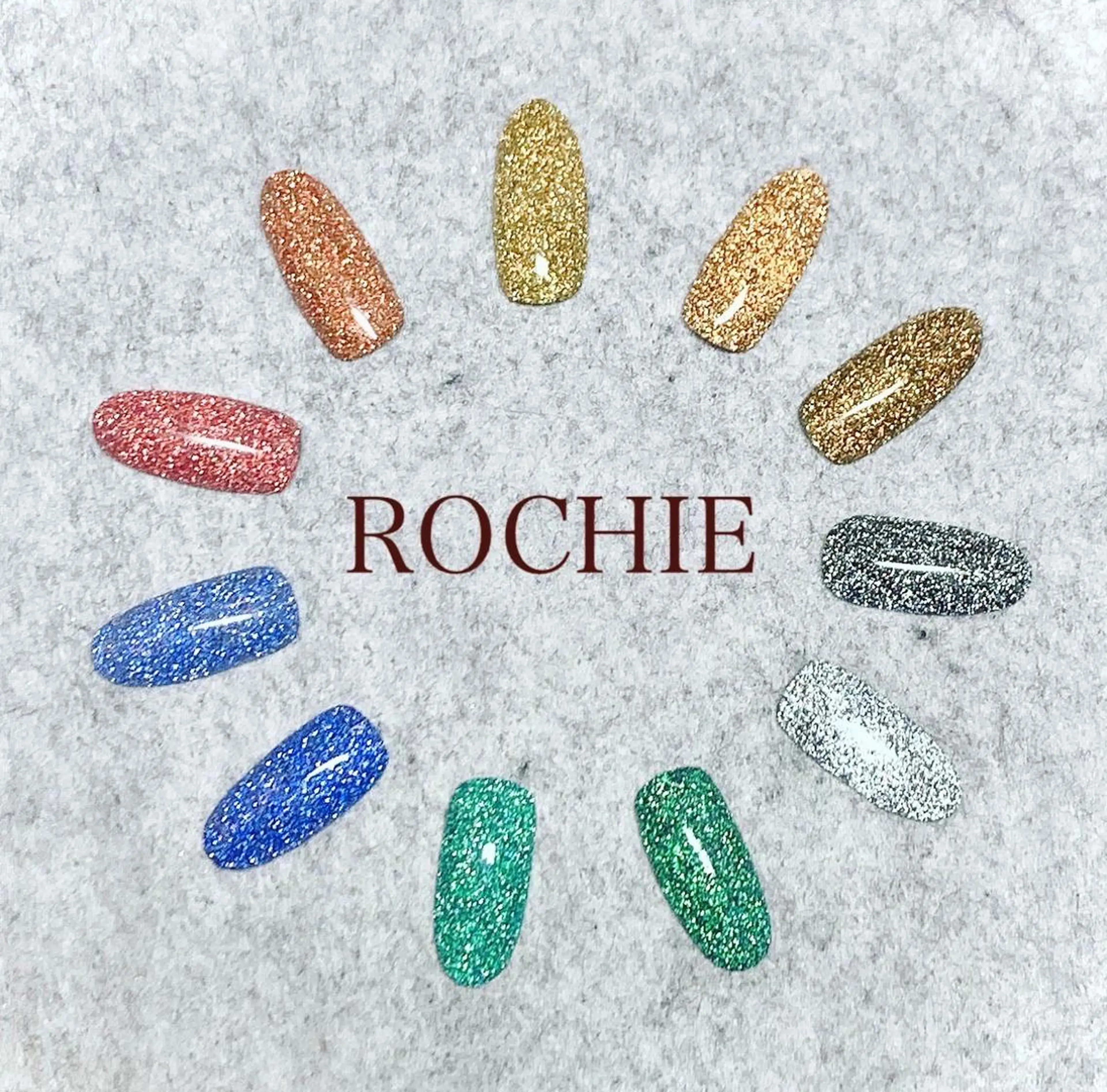 ネイル ROCHIE【ロキエ】所属・ROCHIE Rikaのネイルデザイン