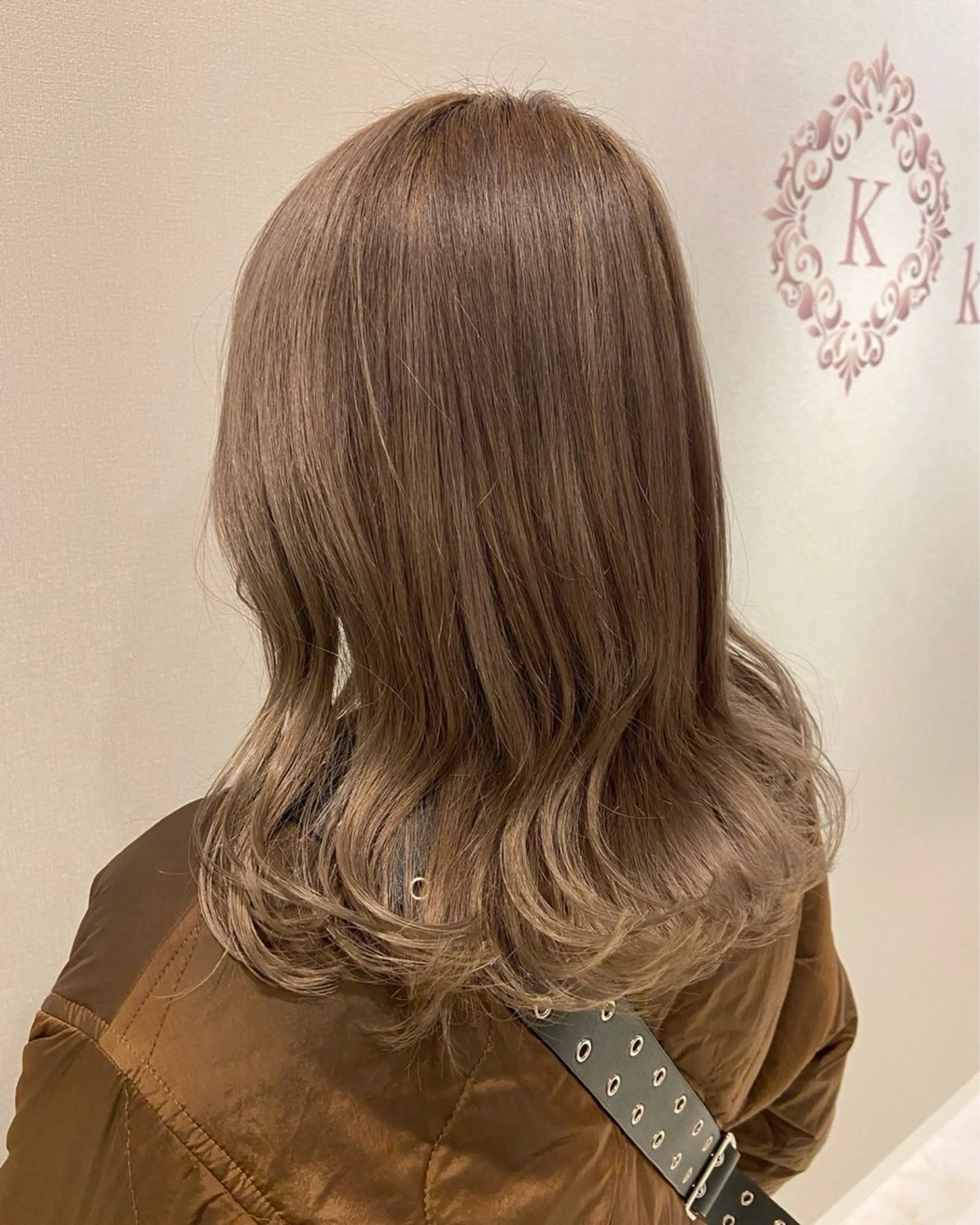 【初めてのヘアカラー⭐︎】ブリーチ無しWカラー＋5stepトリートメント（前髪カットのみは対応致します）の写真