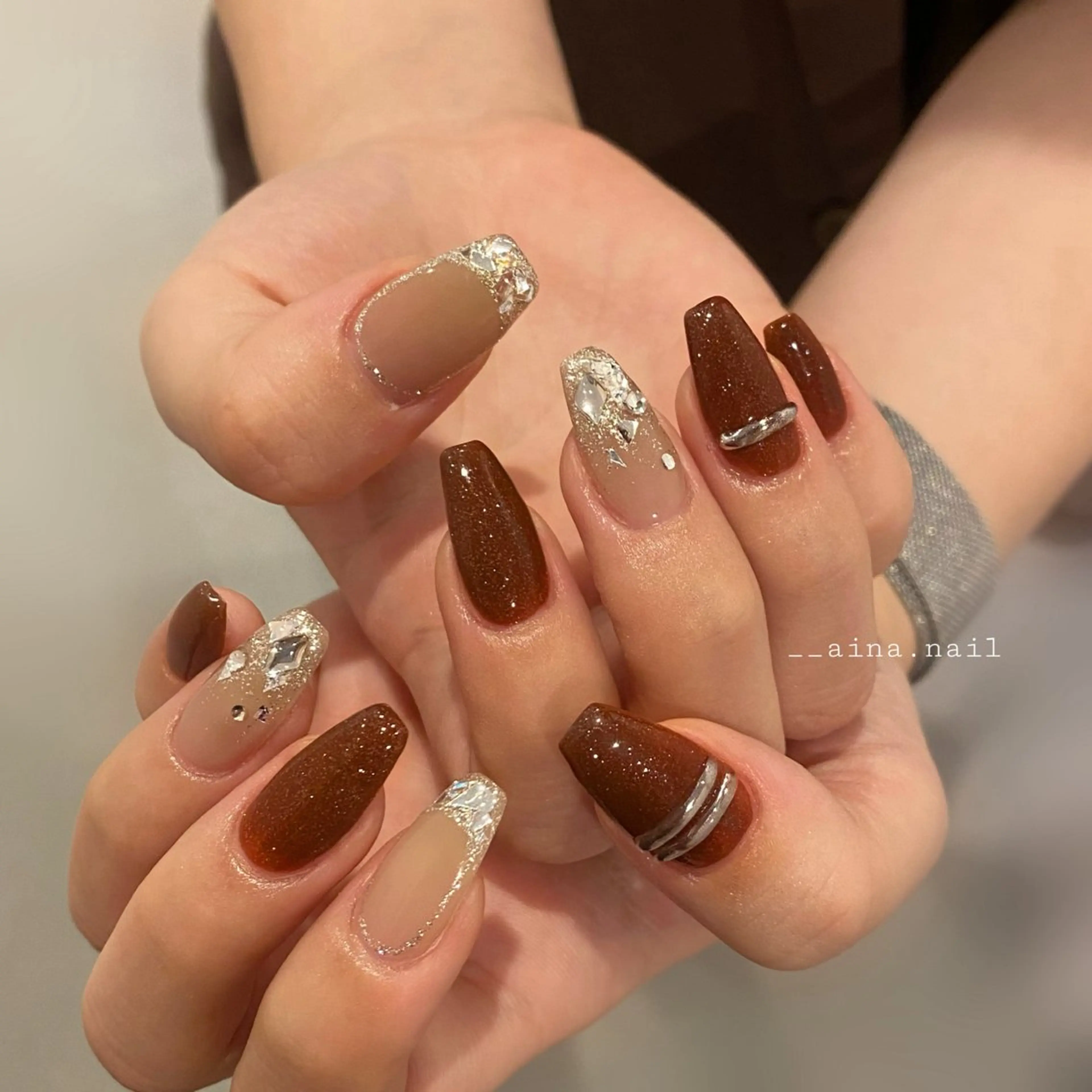 ネイル Nailist Ainaのネイルデザイン