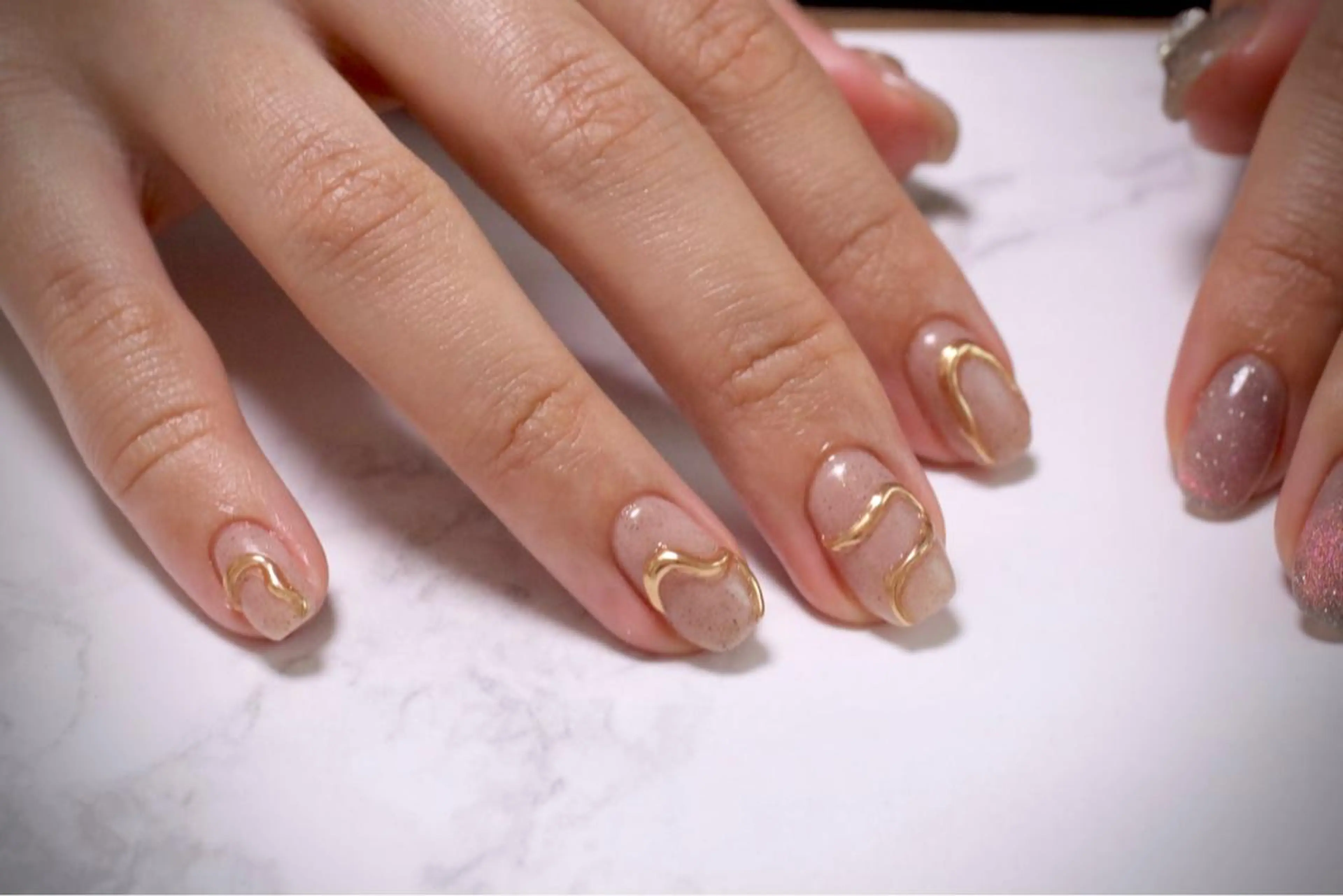 ネイル ハンドネイル MH Nailのネイルデザイン