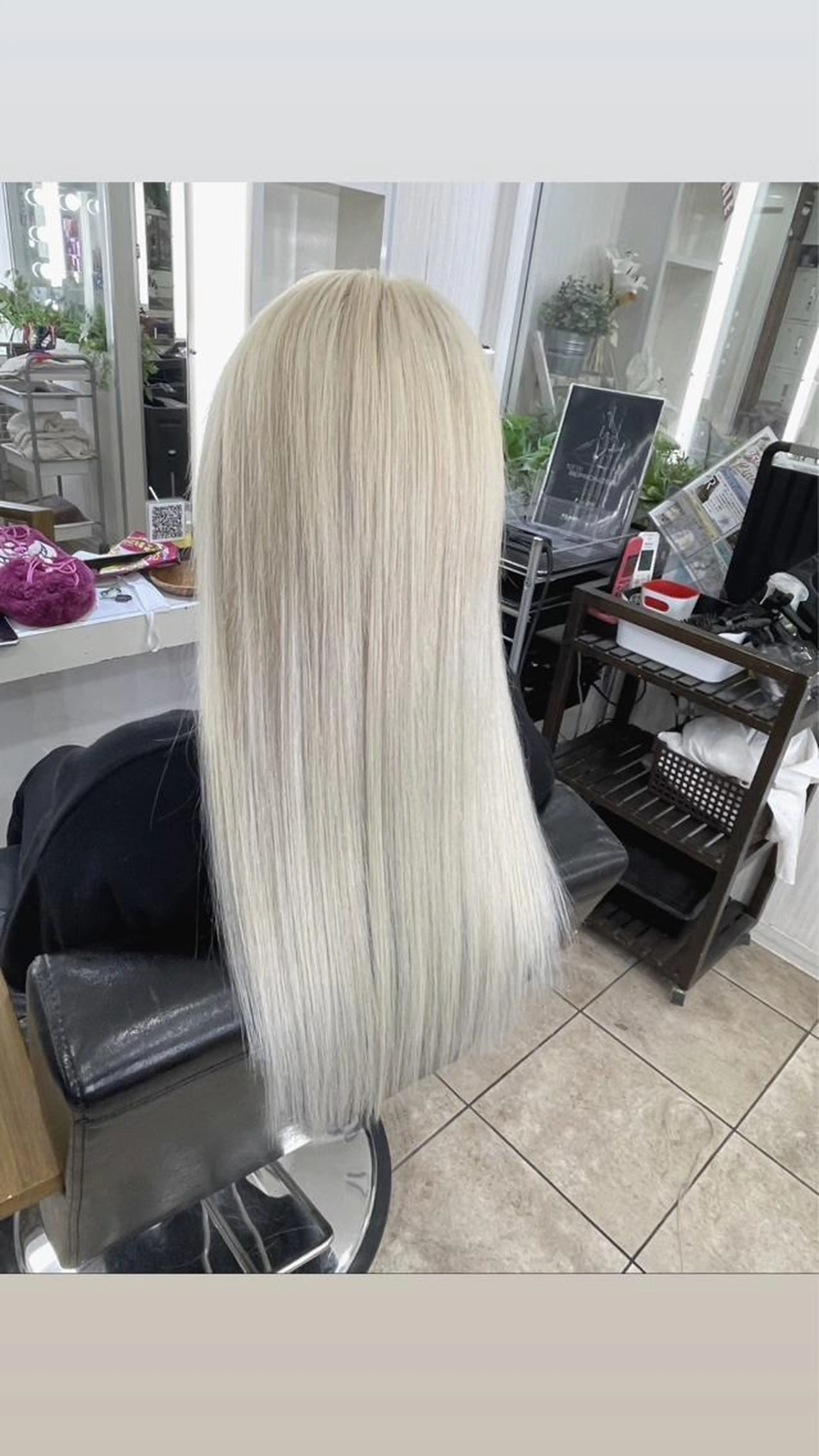 【ハイトーン】❤︎うる艶ブリーチ+カラー+最高級人毛シールエクステ50本+内部補修トリートメントの写真