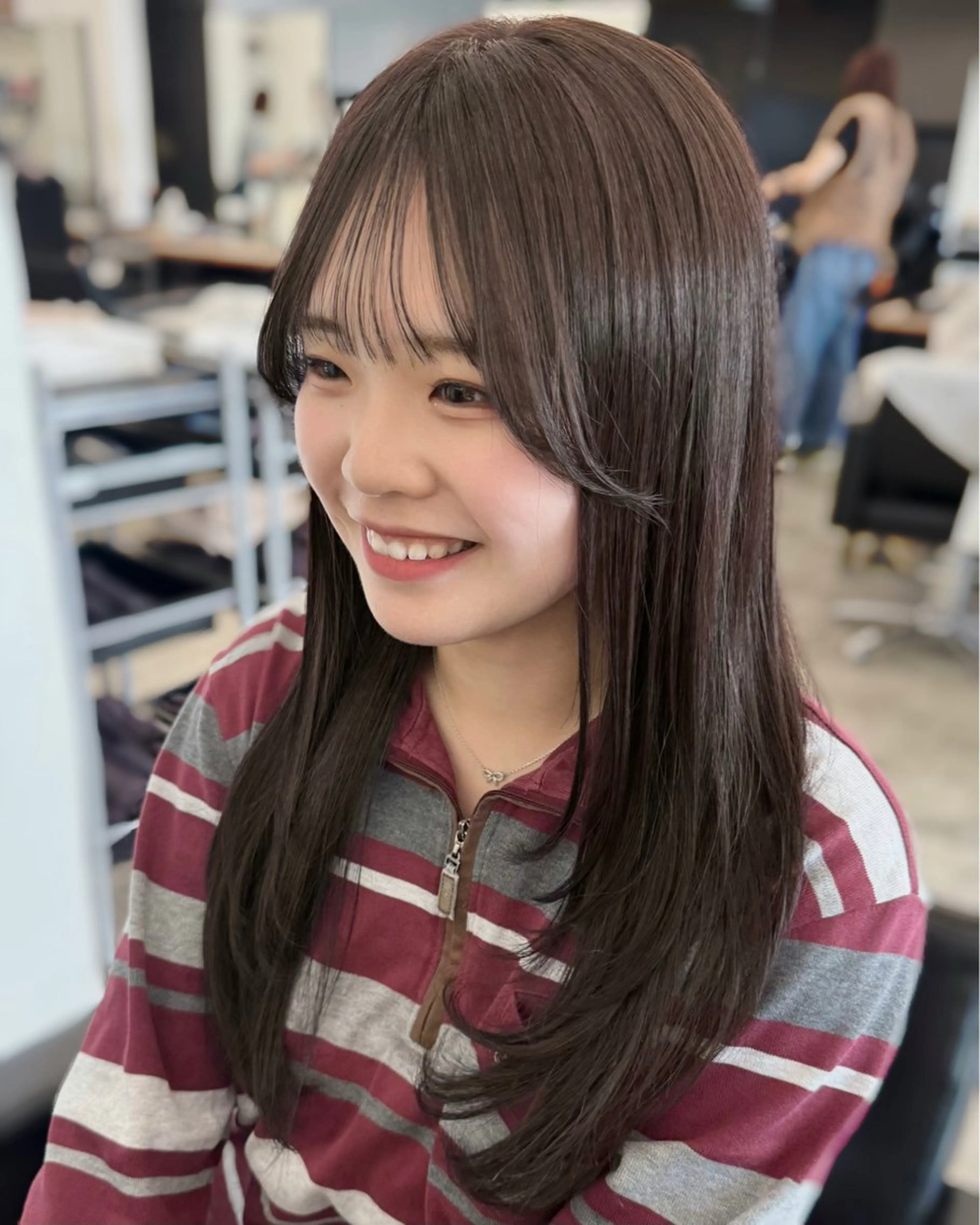 ロング カラー グレージュ ラベンダーカラー ラベンダーグレージュ ラベンダーグレー 顔周りカット カット ヘアカラー トリートメント レイヤー🩰顔まわり /透明感/kanaのヘアスタイル