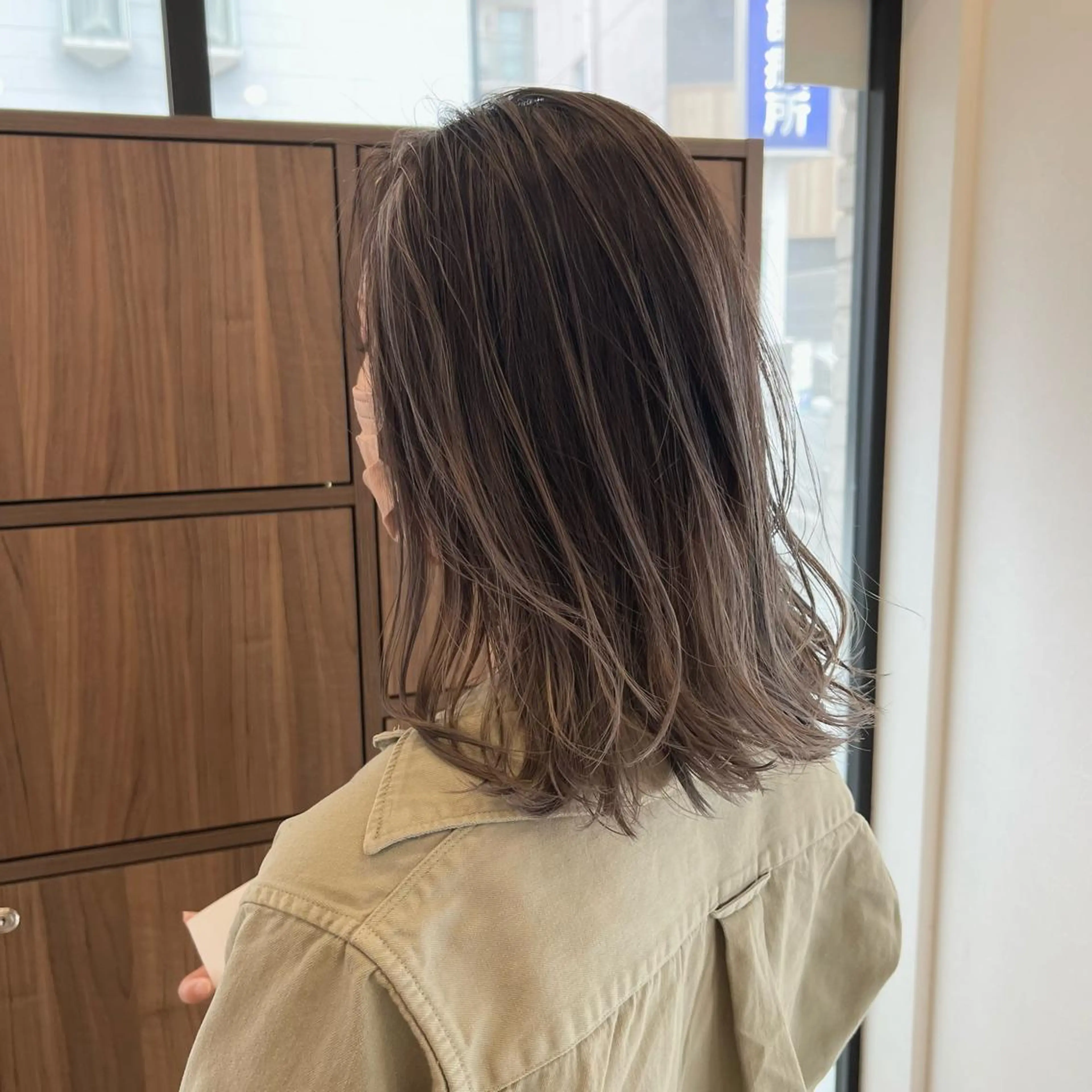 ミディアム カラー ヘアアレンジ バレイヤージュ レイヤーカット 🎗秋山勇/ GEAR.代表のヘアスタイル