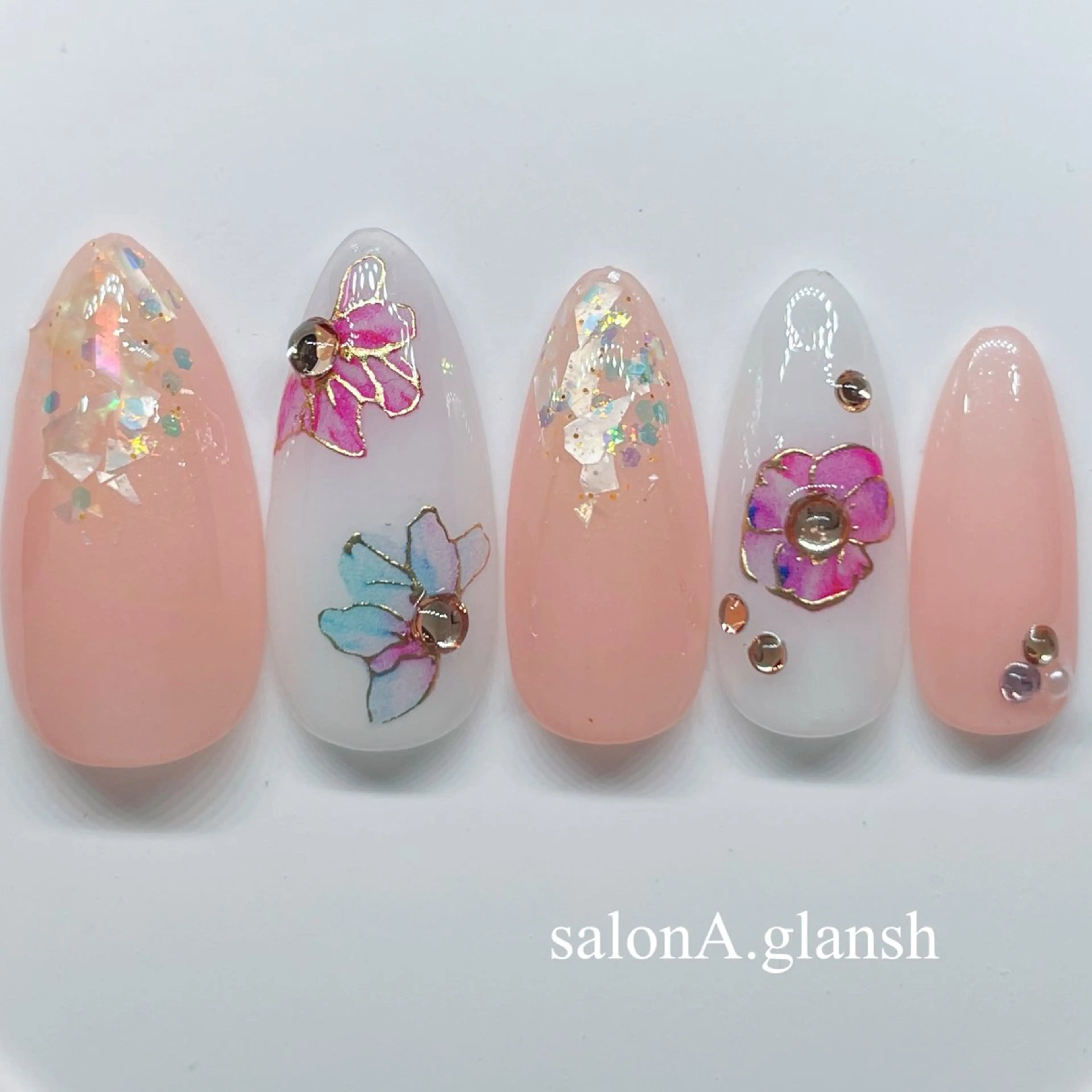 ネイル ハンドネイル 肌質改善salon♪ 効果がわかる♪南森町のネイルデザイン