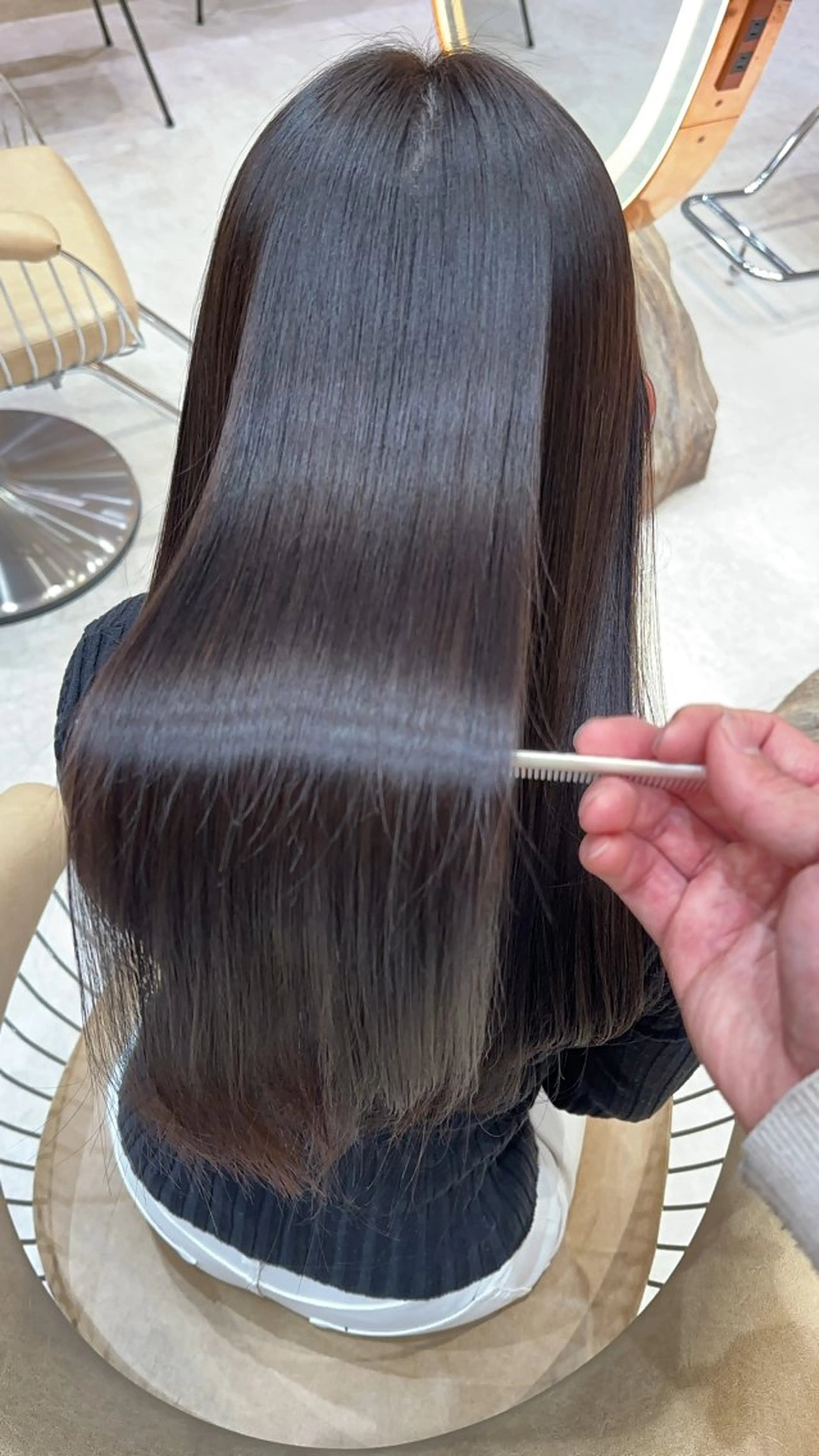 セミロング カラー カット ヘアカラー 縮毛矯正 レイヤー❣️縮毛矯 川村利幸のヘアスタイル