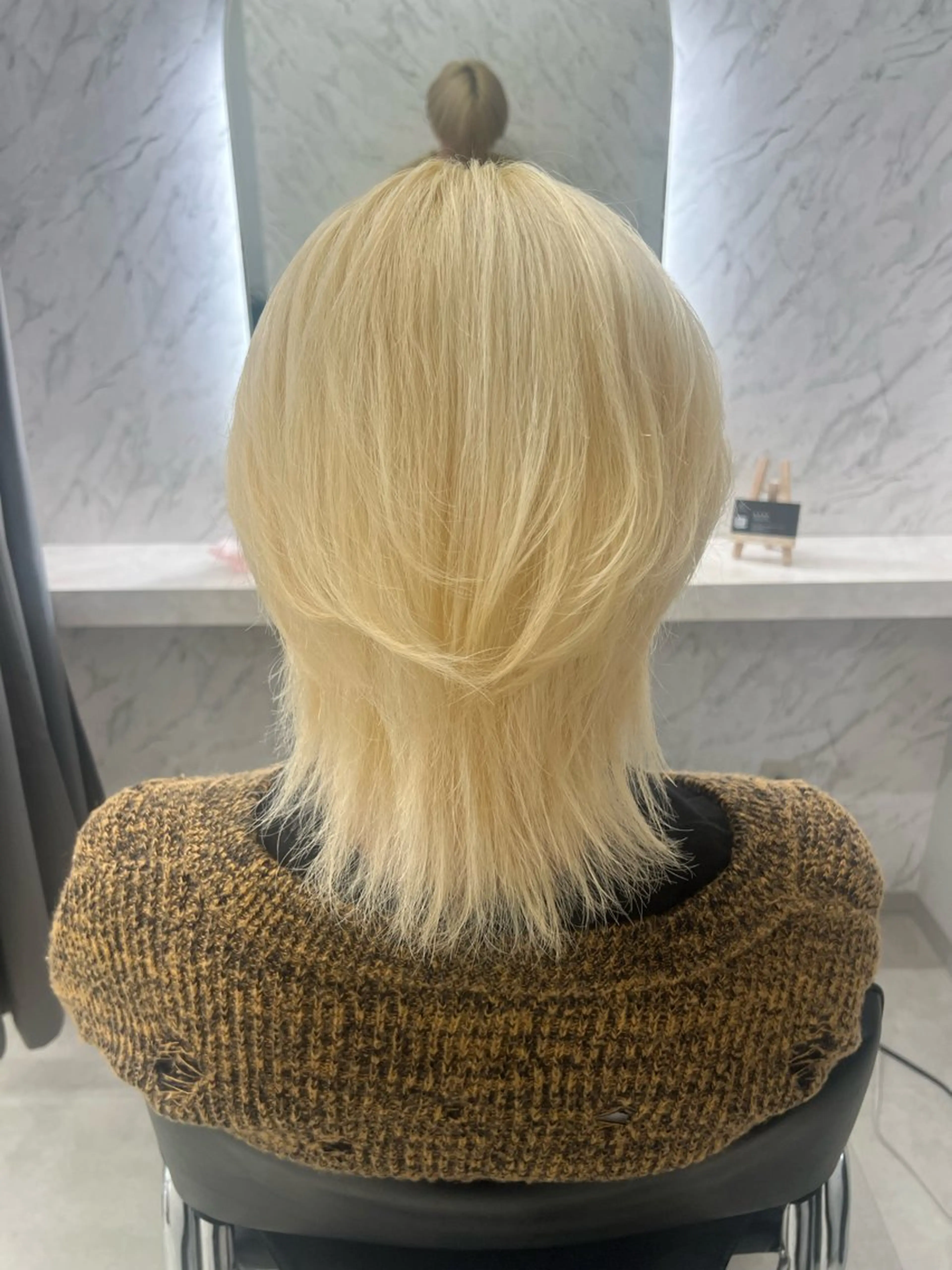 ミディアム E:terne大宮店 ディレクター豊島穂希のヘアスタイル