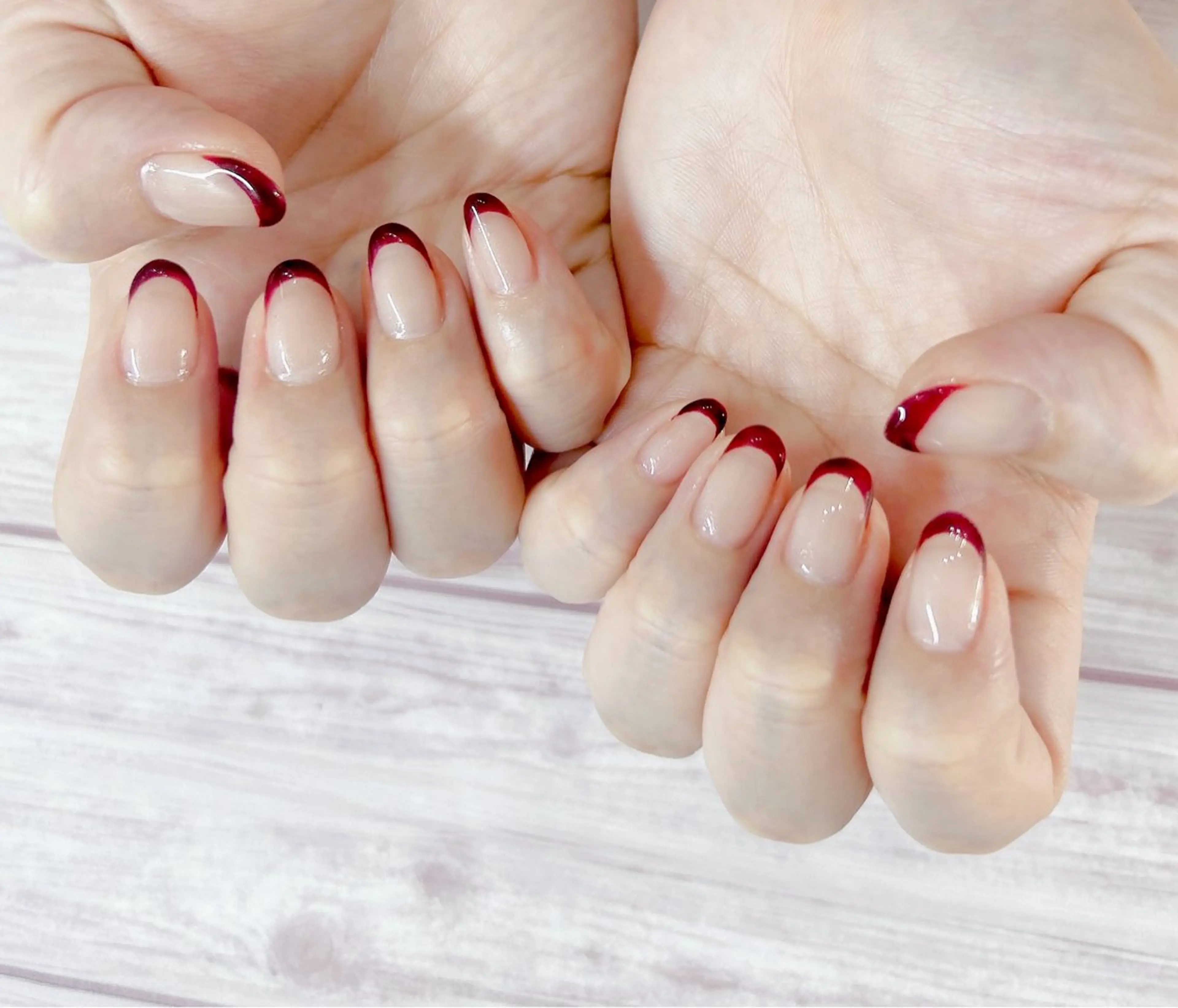 ネイル フレンチネイル ハンドネイル MYu Beauty Salon YURIのネイルデザイン