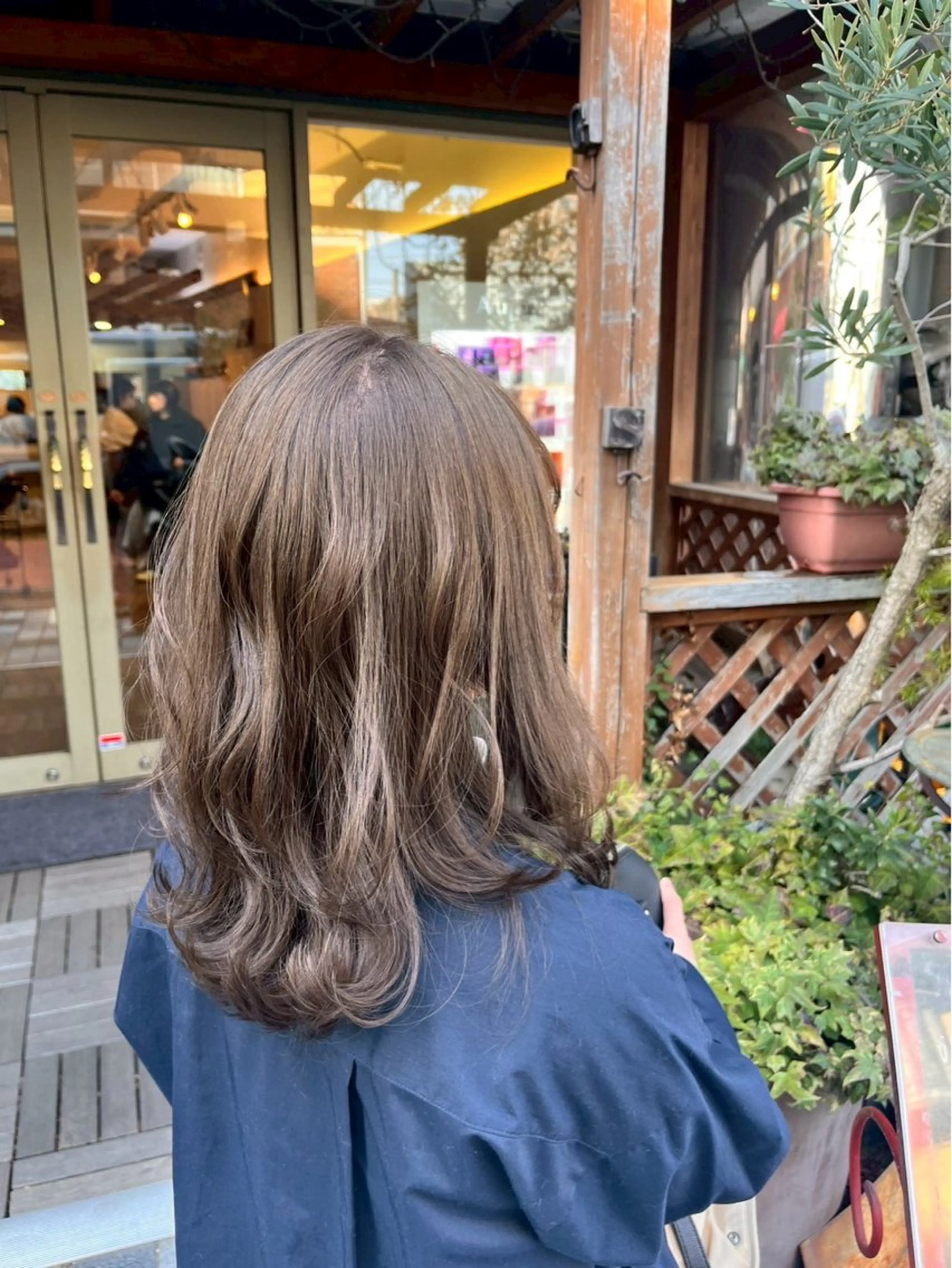 セミロング カラー くろたき まほのヘアスタイル