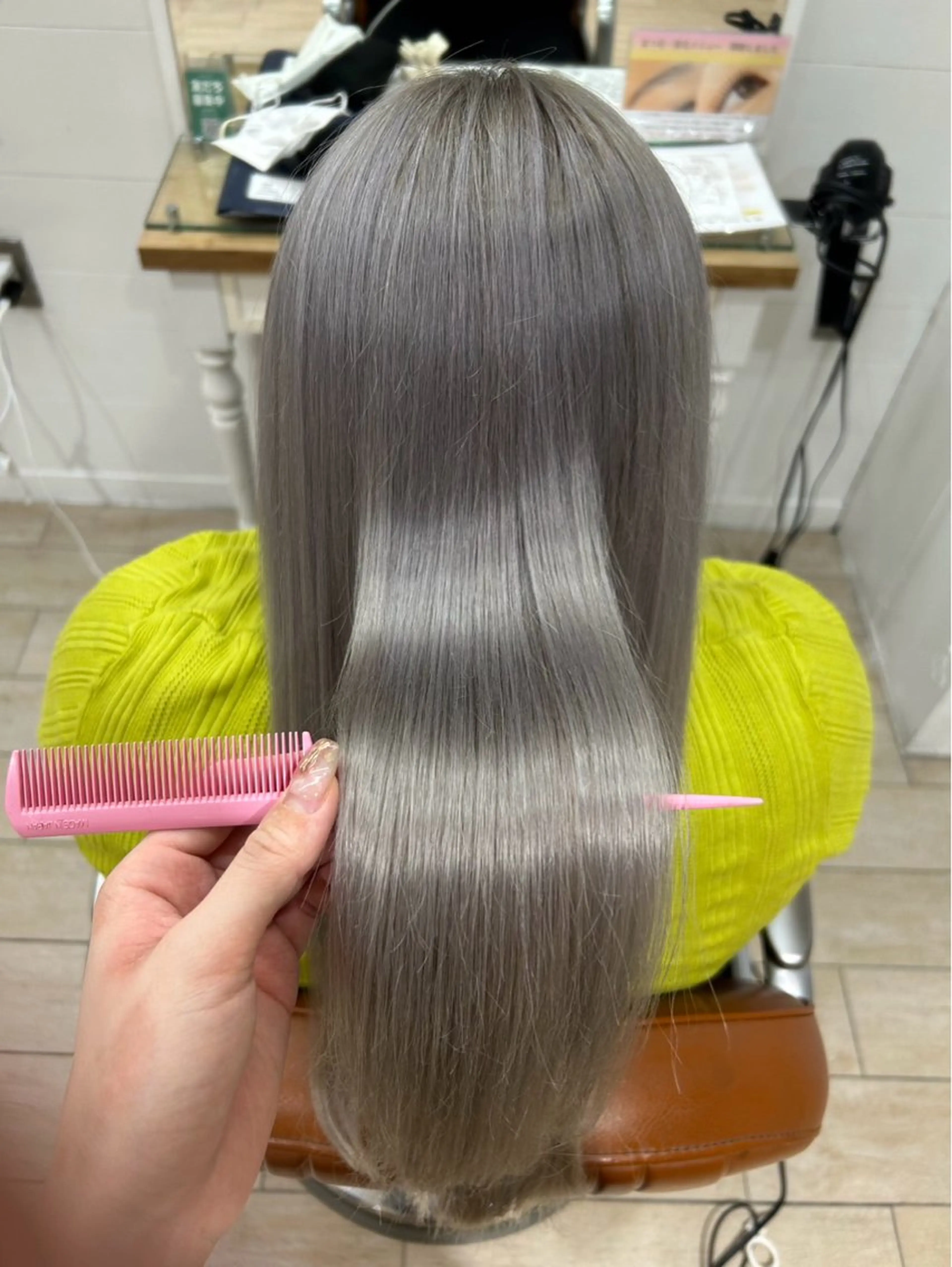 ラメラメトリートメント(シャンプーブロー込)の写真