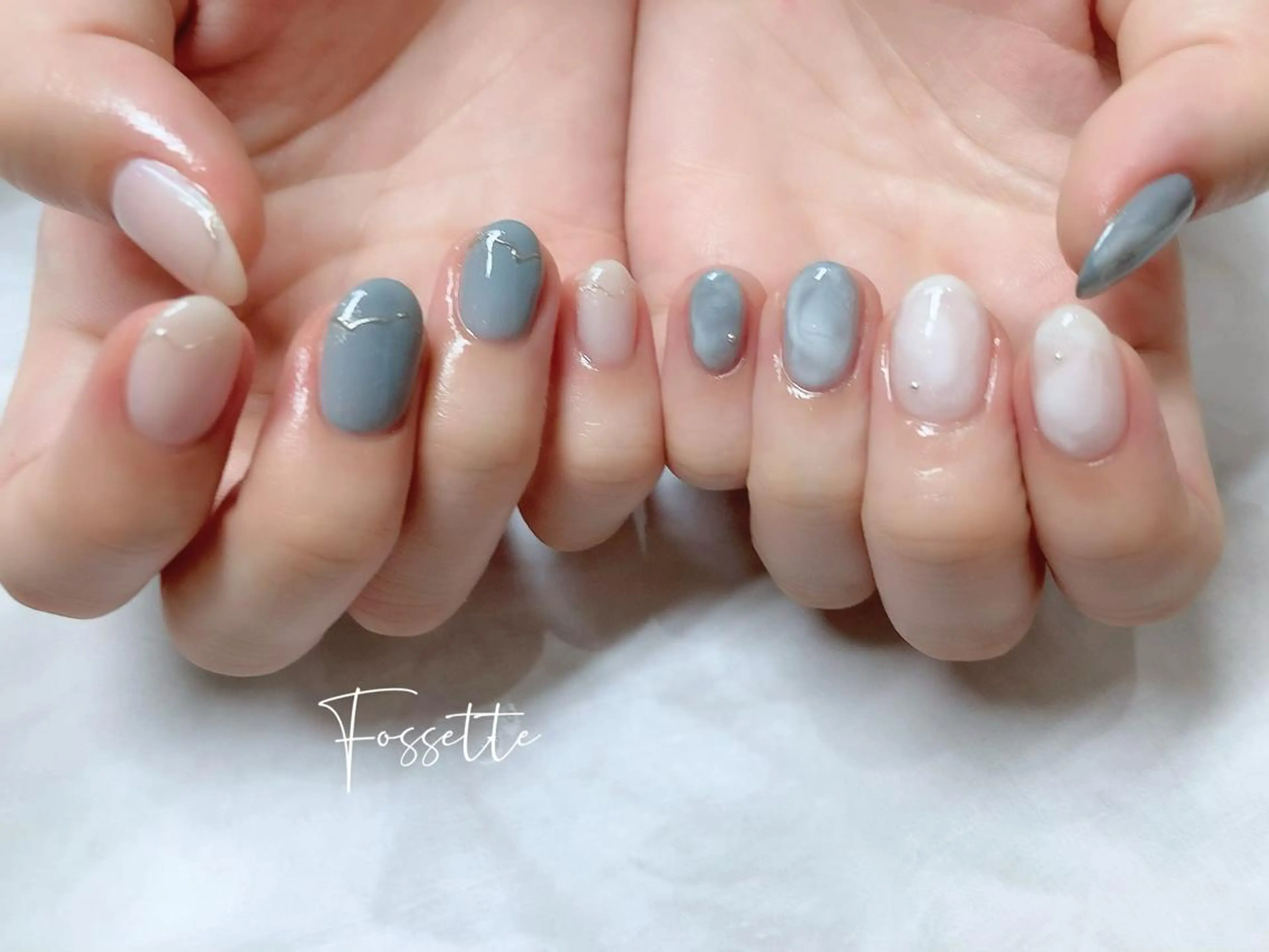 ネイル オーロラネイル ミラーネイル ニュアンスネイル ワンカラーネイル nailsalon Fossetteのネイルデザイン