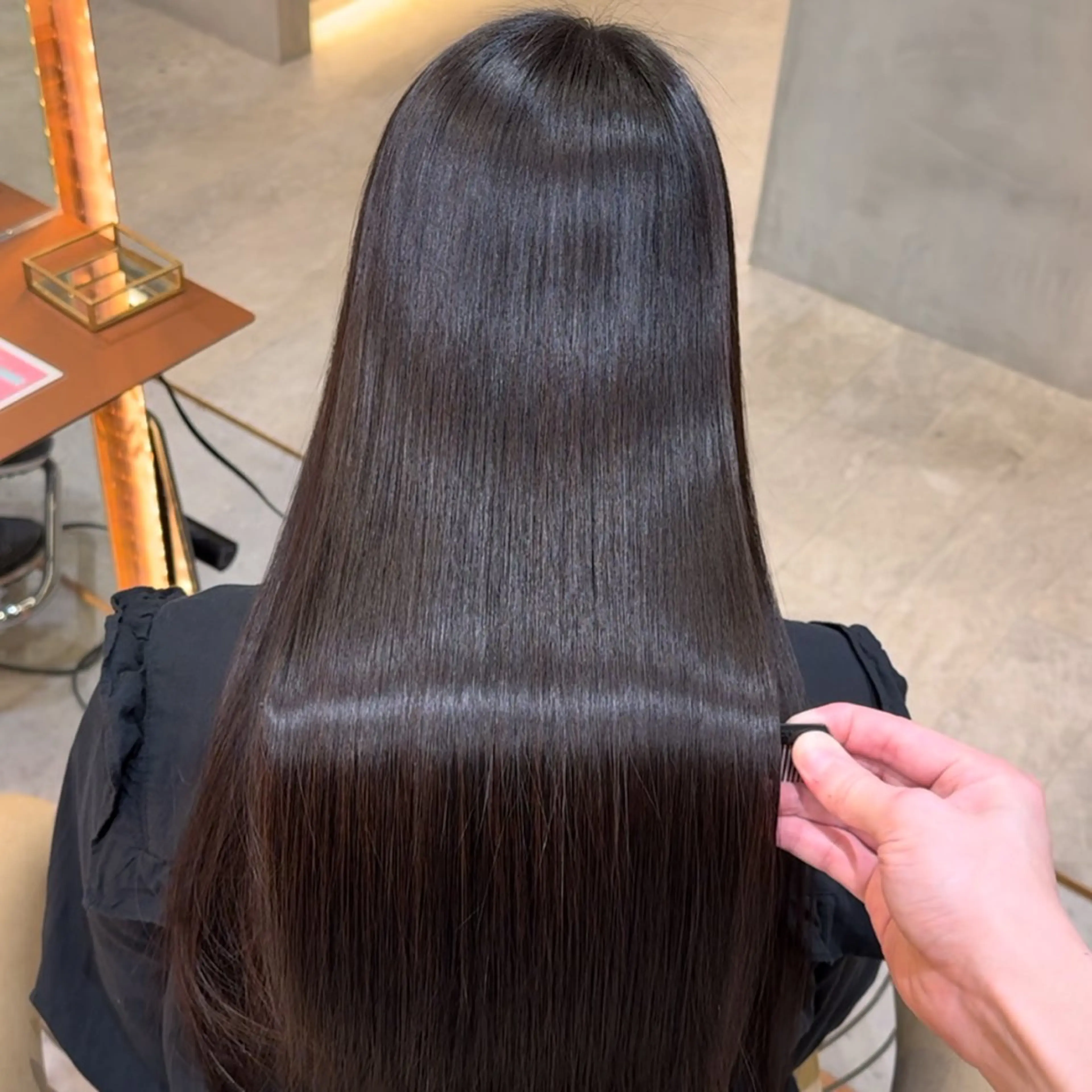 🥑平日限定🥑[髪質改善]美髪矯正+カット+髪質改善oggi otto1stepトリートメントの写真