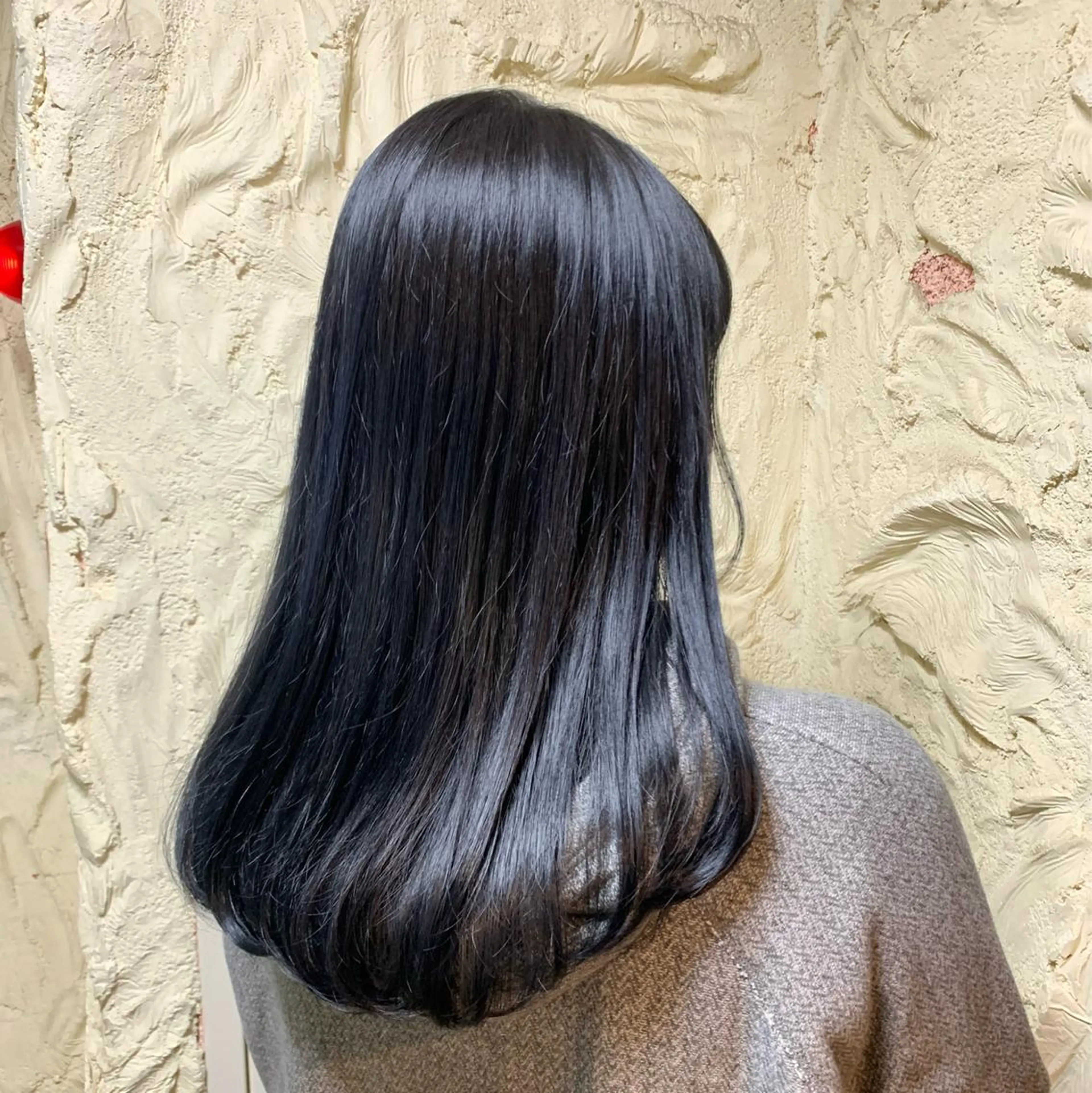 セミロング トリートメント カット ヘアカラー トリートメント 長野 歌穂のヘアスタイル