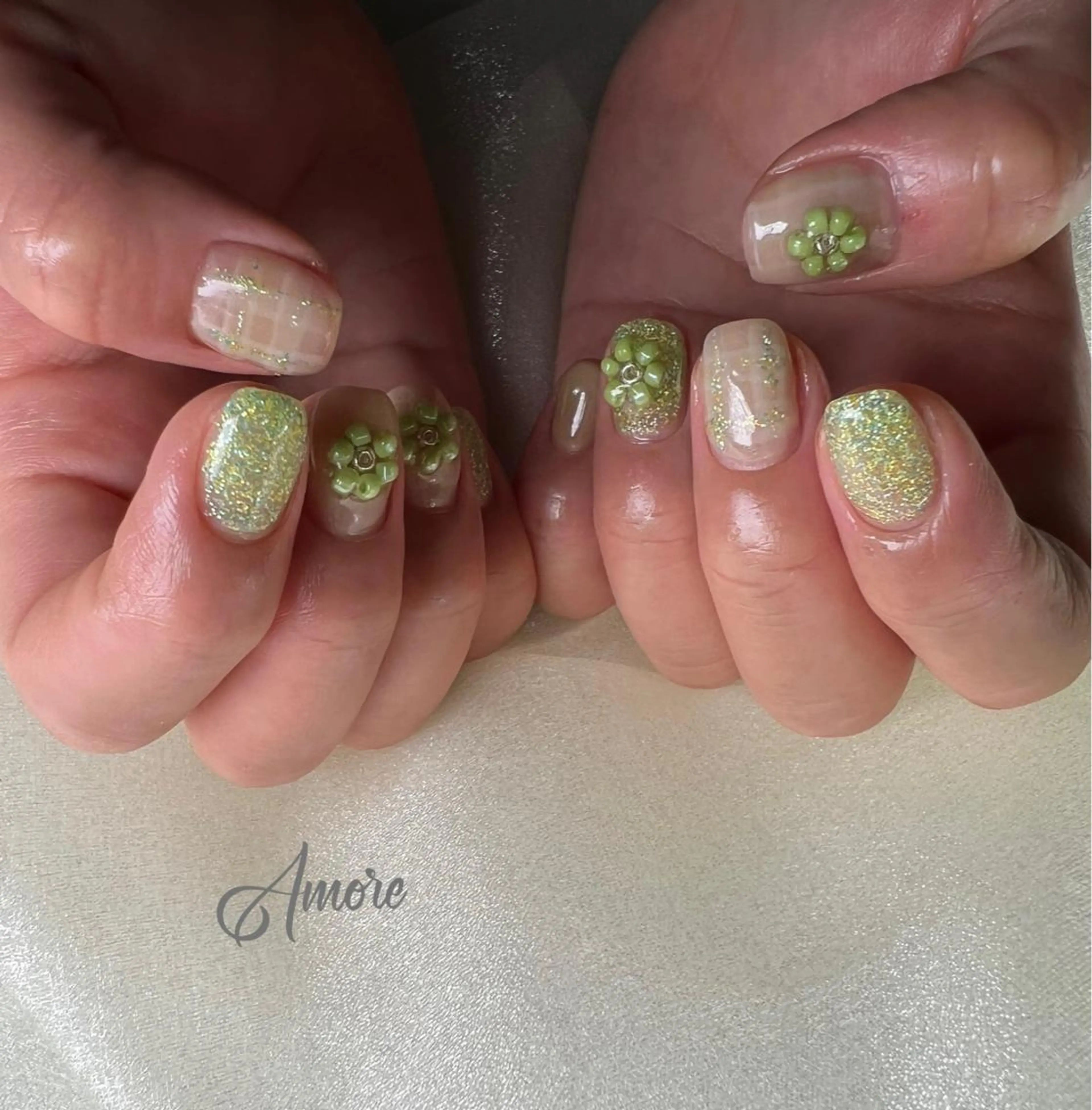 ネイル ジェルネイル 氷ネイル・うるうるネイル マグネットネイル ミラーネイル ニュアンスネイル You kyehwaのネイルデザイン