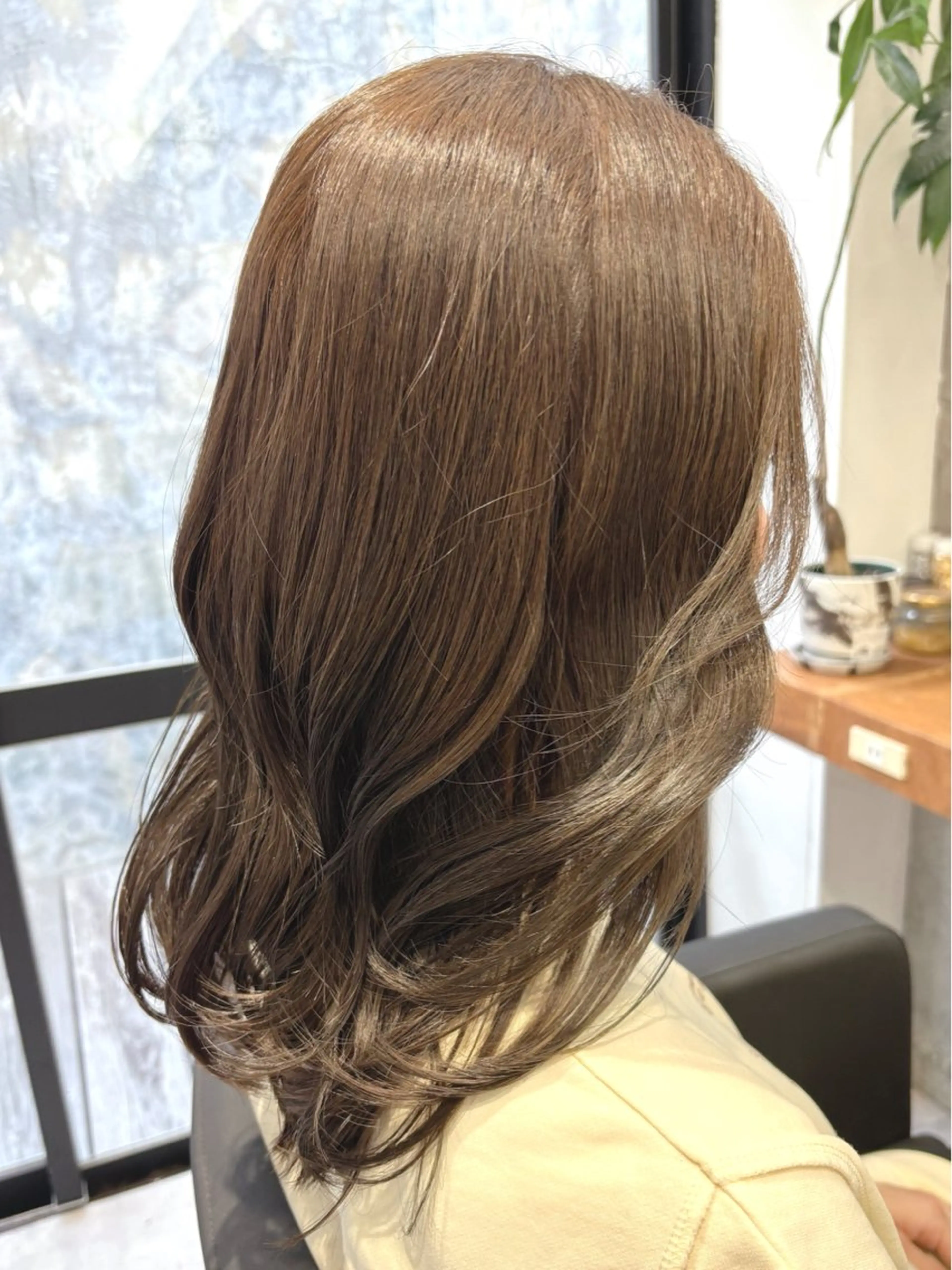 セミロング ヘアカラー トリートメント yuzuki 【北谷】のヘアスタイル