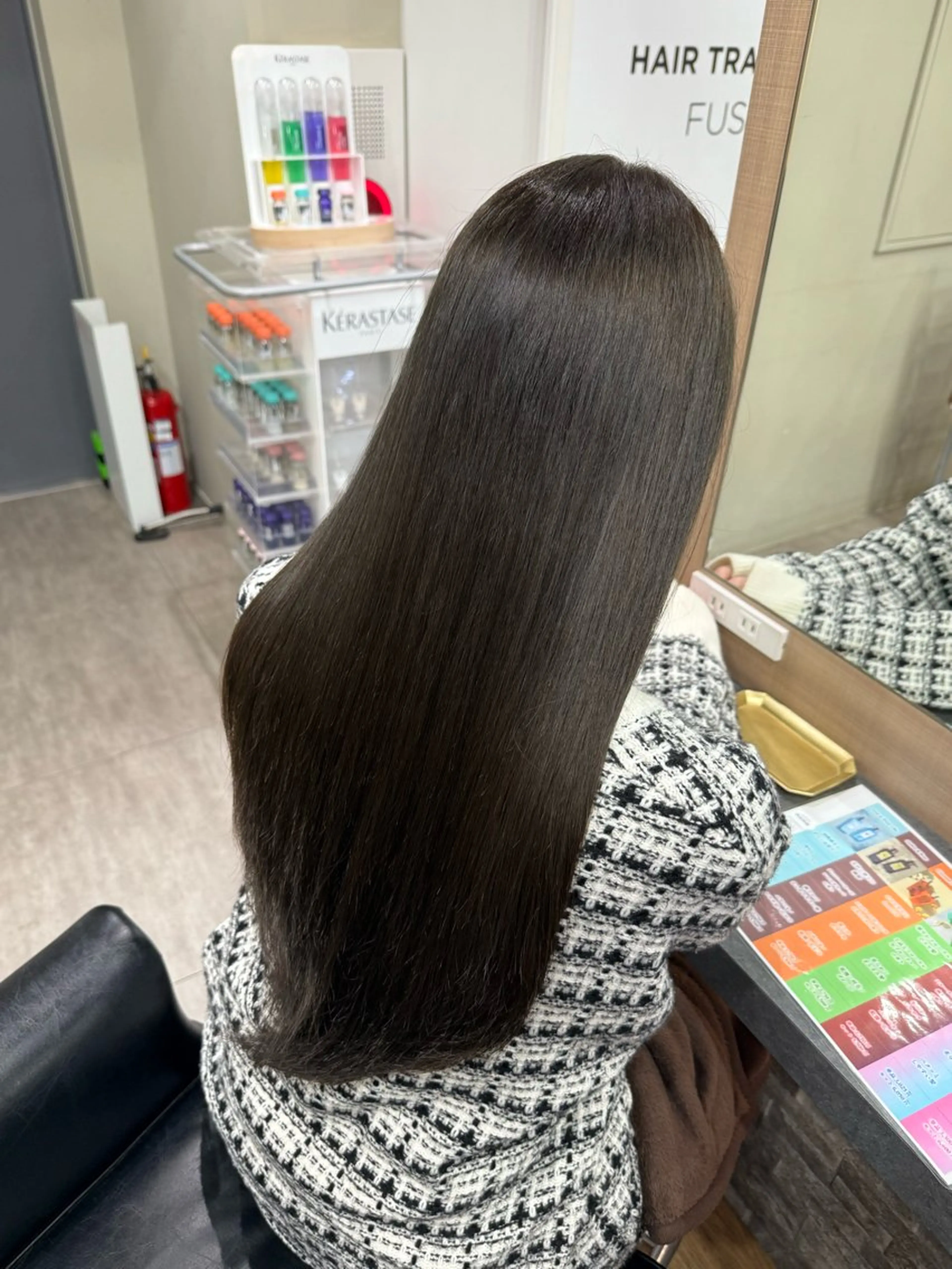 ロング カット ヘアカラー トリートメント Lapis ちはなのヘアスタイル