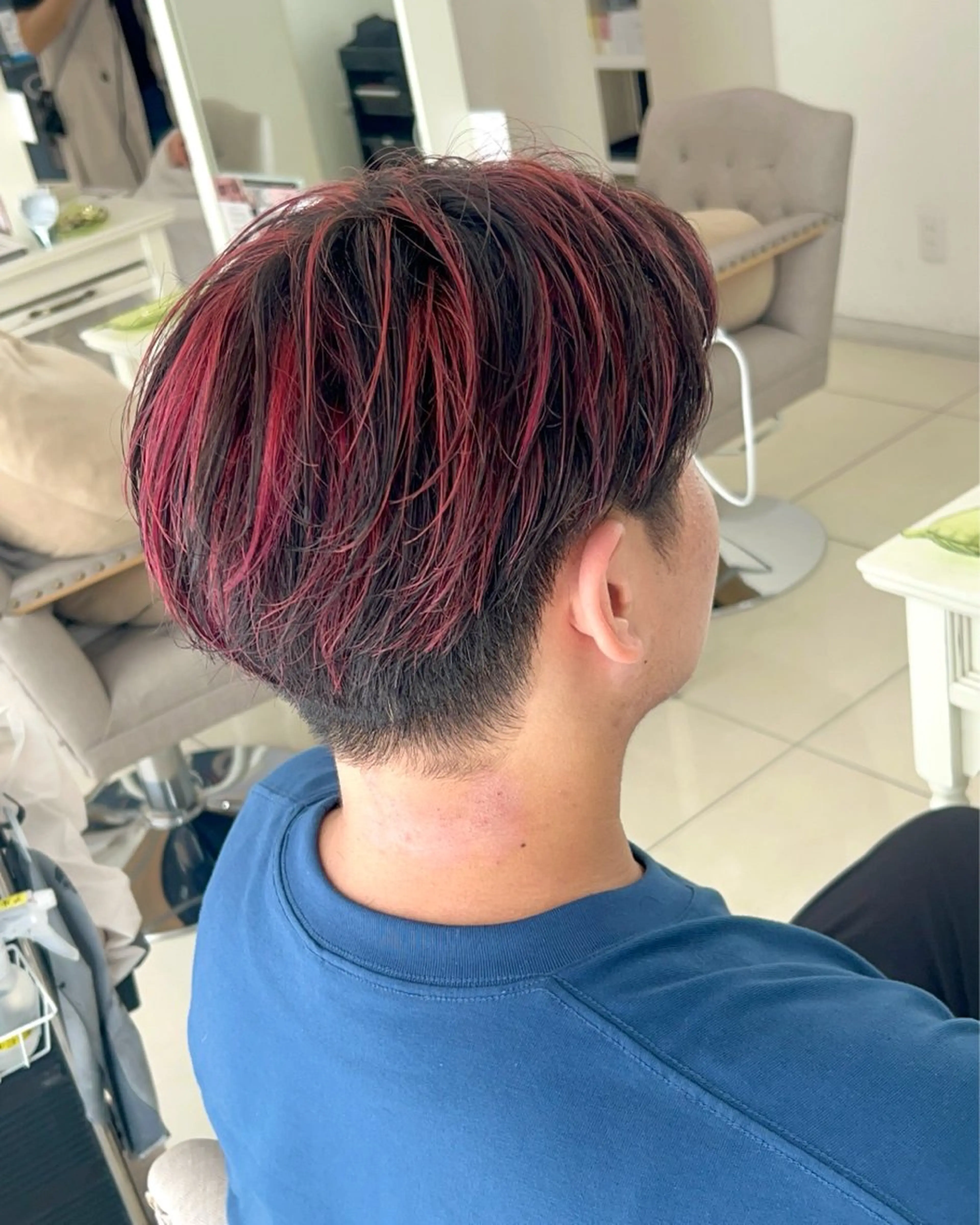 ショート カラー 黒髪 ハイライトカラー レッドカラー ハイライト カット ヘアカラー 大竹里旺/belle /インナーカラーのヘアスタイル