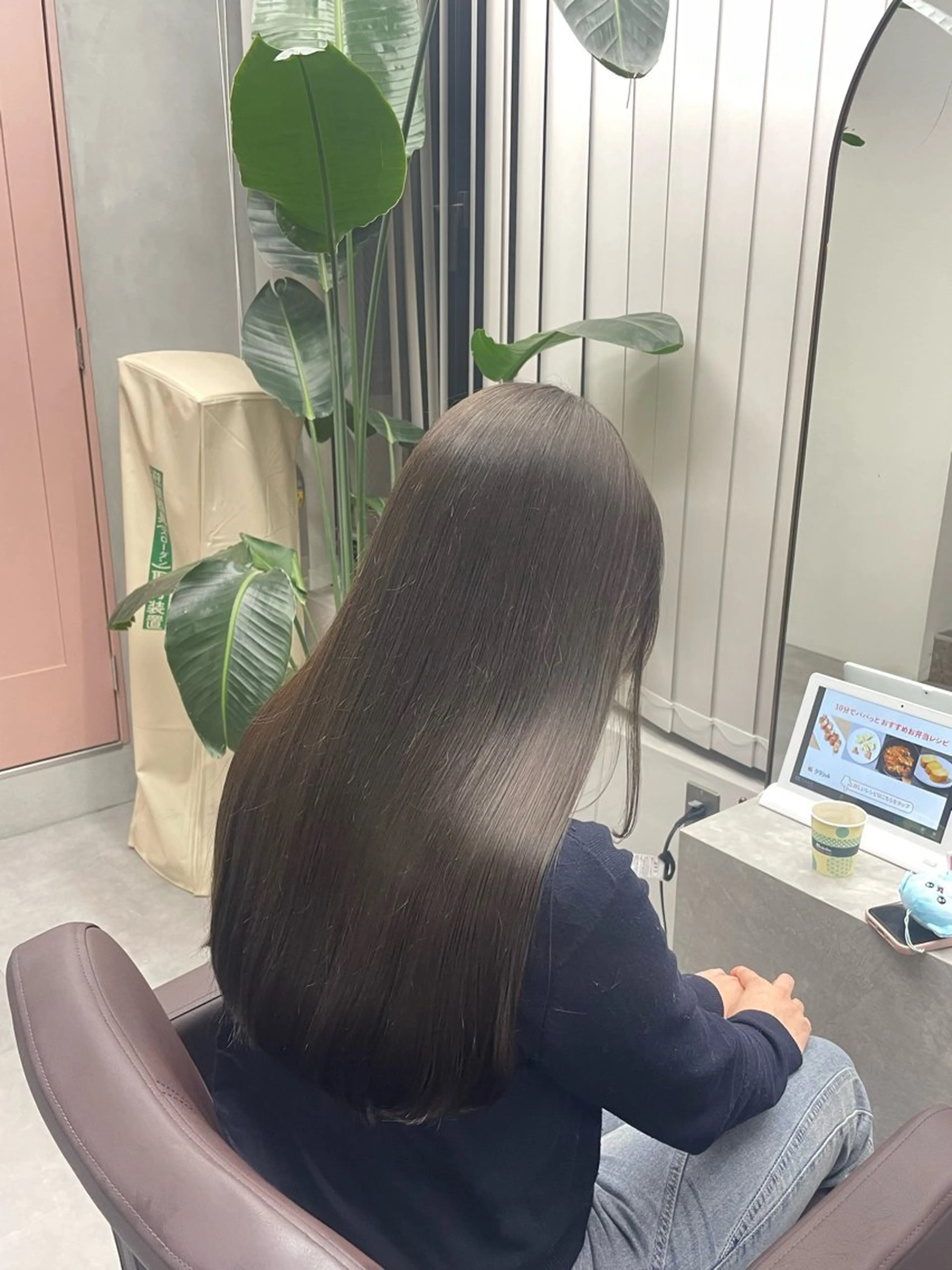 ロング カラー 川中 あいかのヘアスタイル