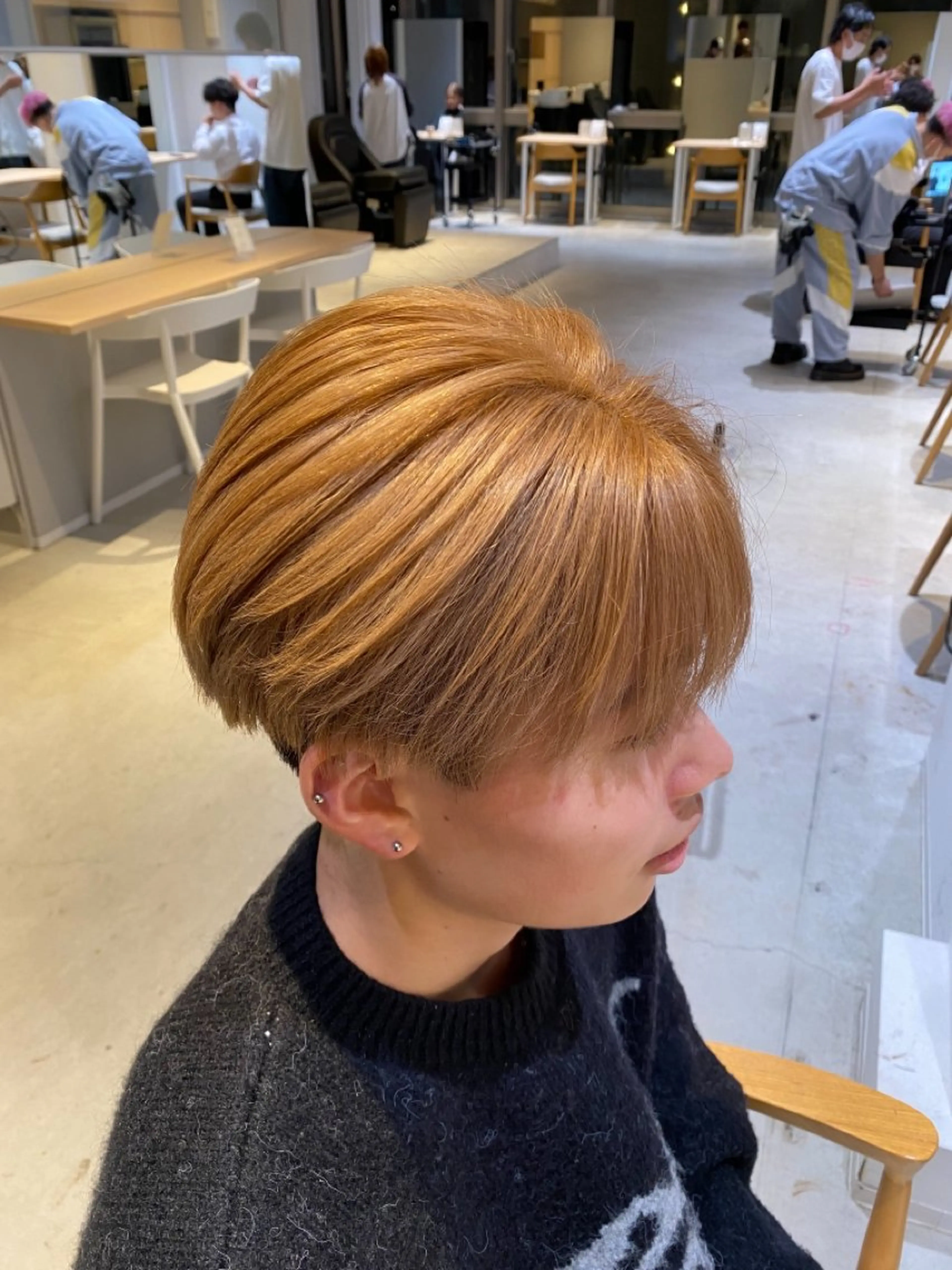 メンズカット＆ダブルカラーの写真