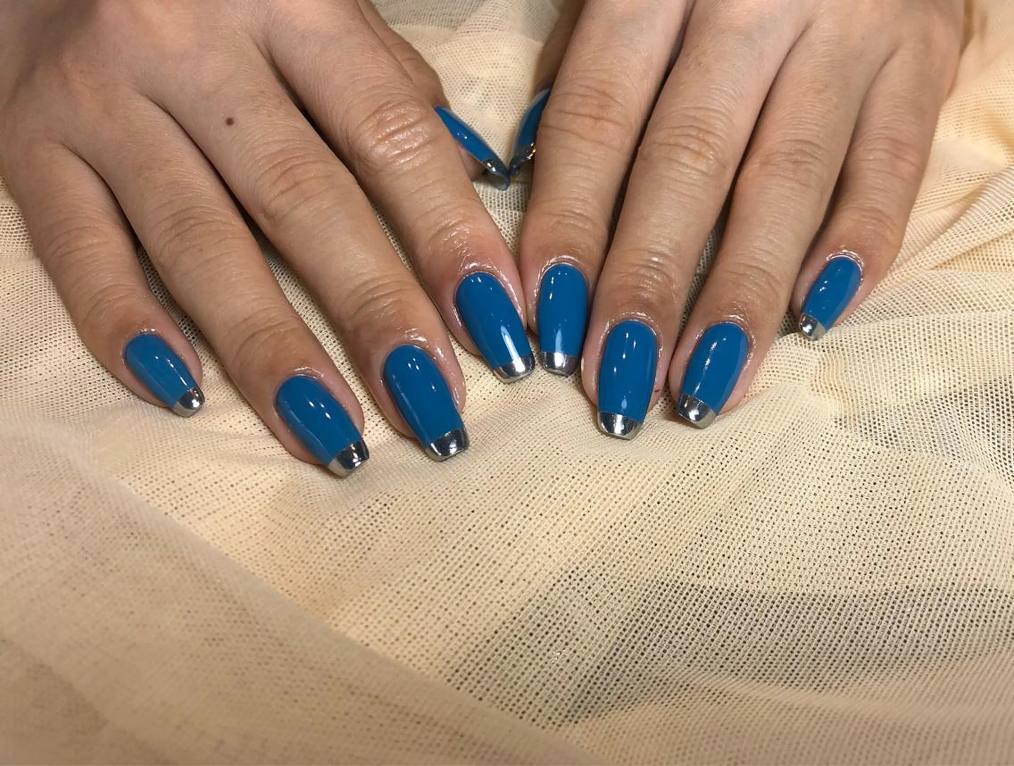 ネイル フレンチネイル ミラーネイル パラあり！フィルイン 美フォルムのネイルデザイン