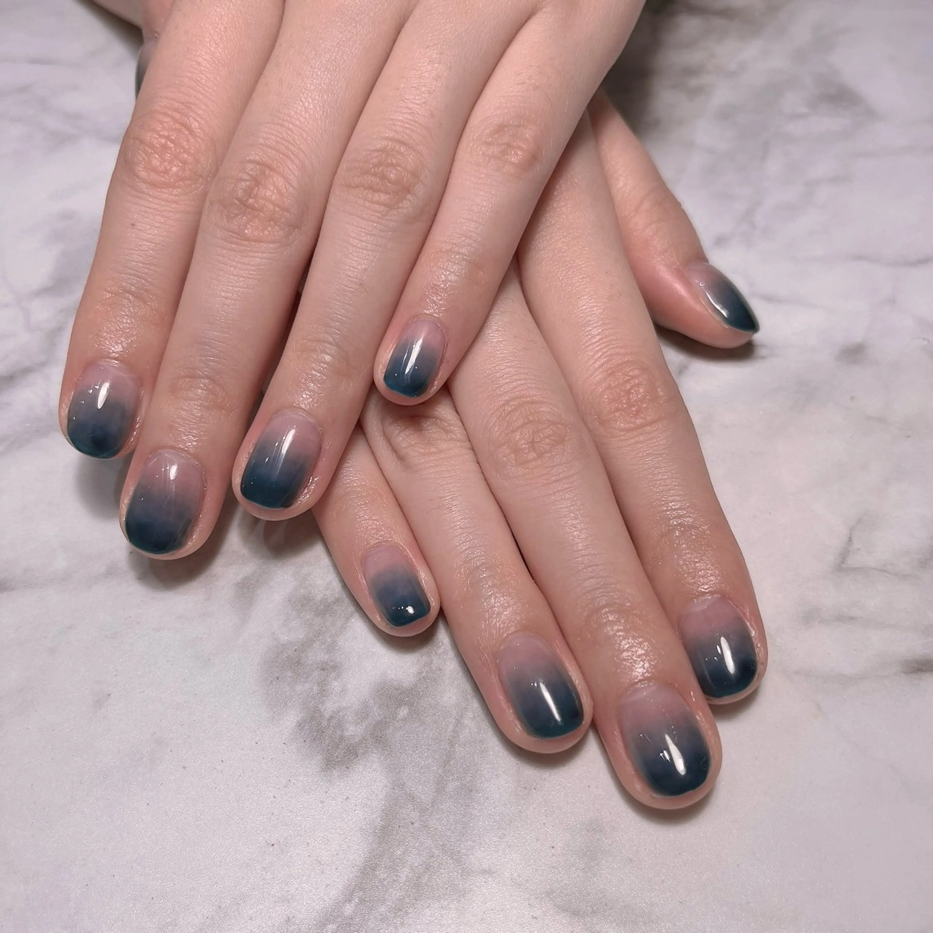 ネイル グラデーション 十色 Saoriのネイルデザイン