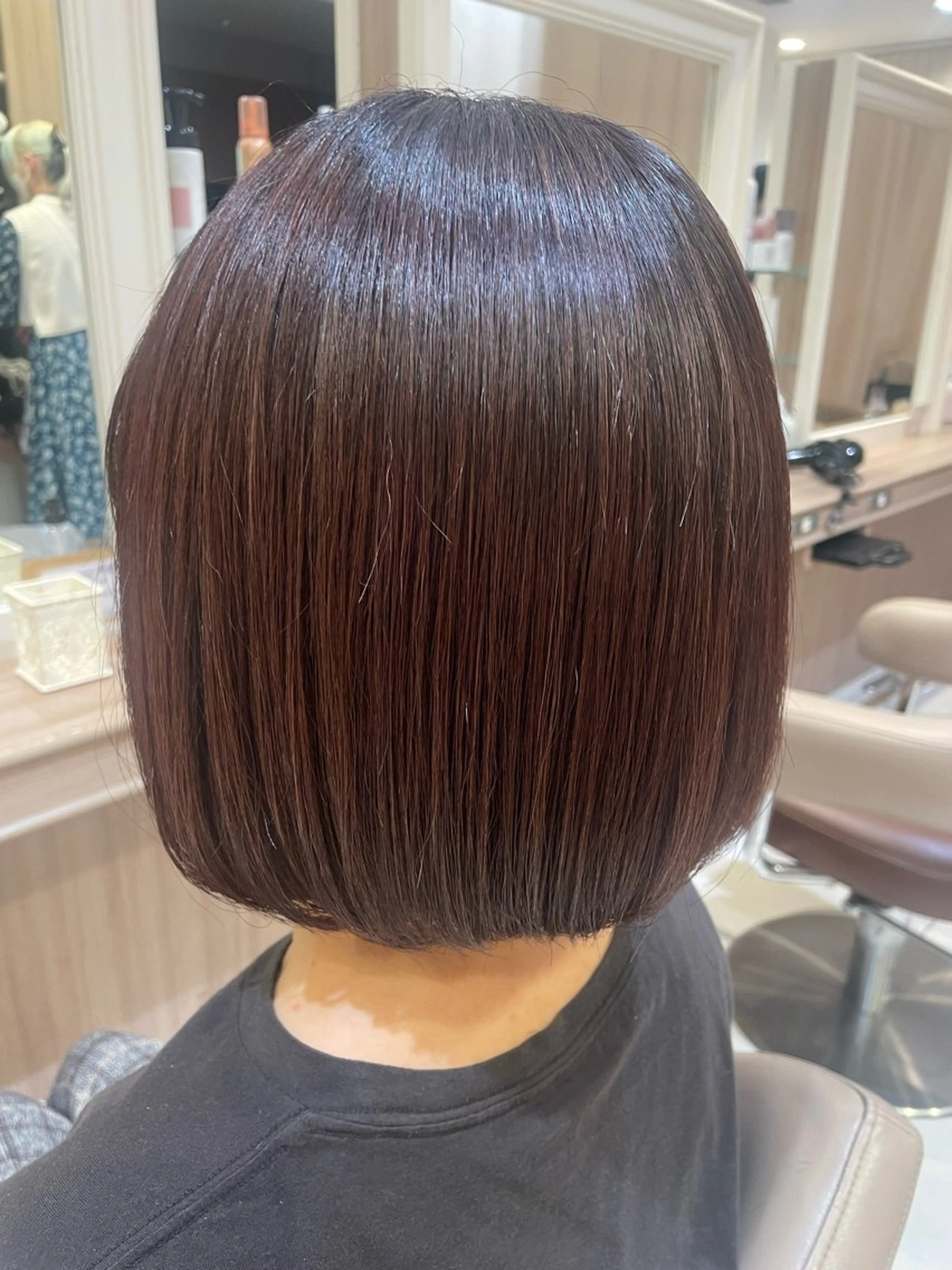 ショート カラー カット ヘアカラー トリートメント 韓国ヘアメイク🎀/ 縮毛矯正✨山本媛香のヘアスタイル