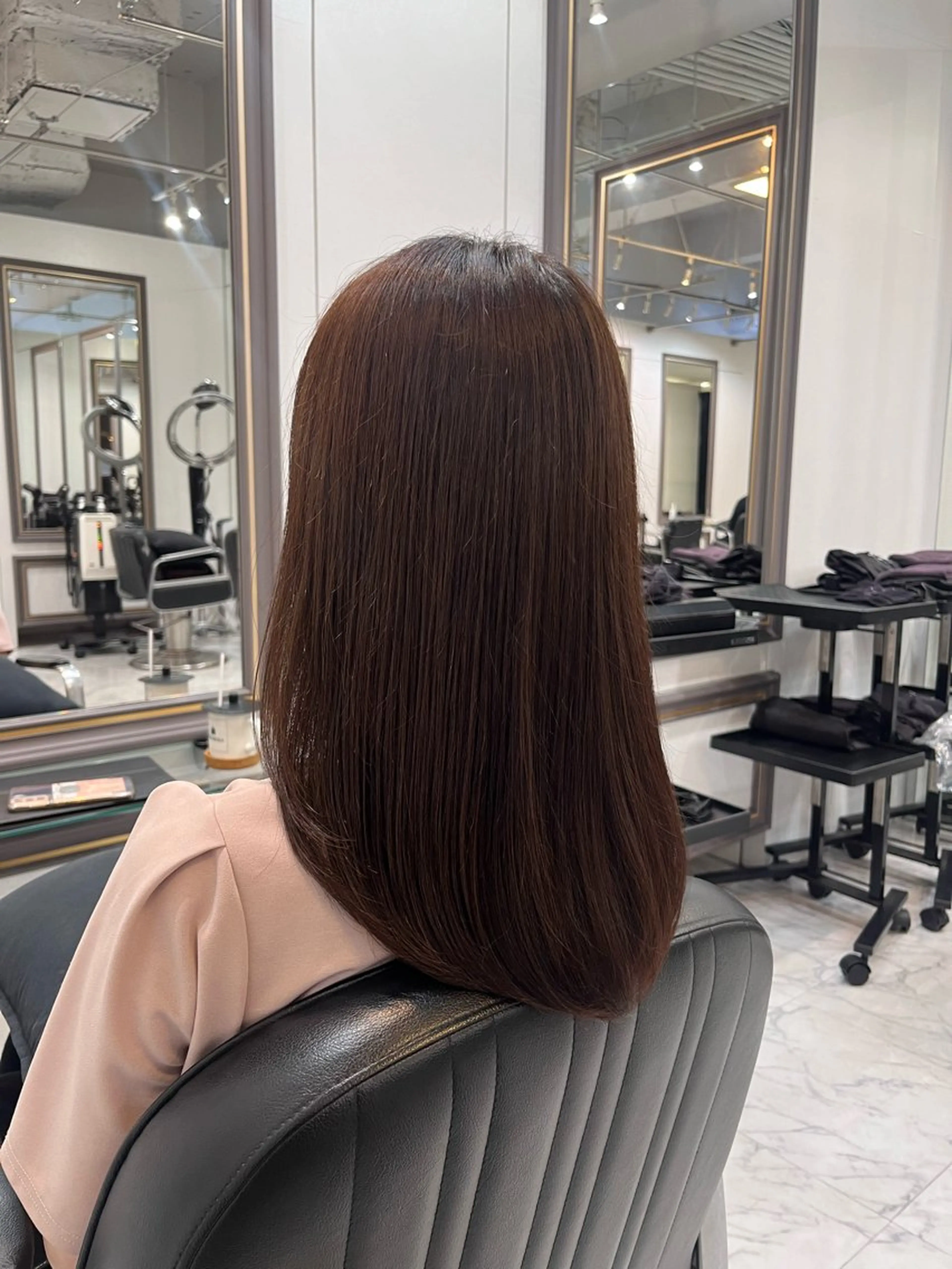 ミディアム カラー THE  ESCALA表参道所属・Hana🌷/ 透明感/艶髪/表参道のヘアスタイル