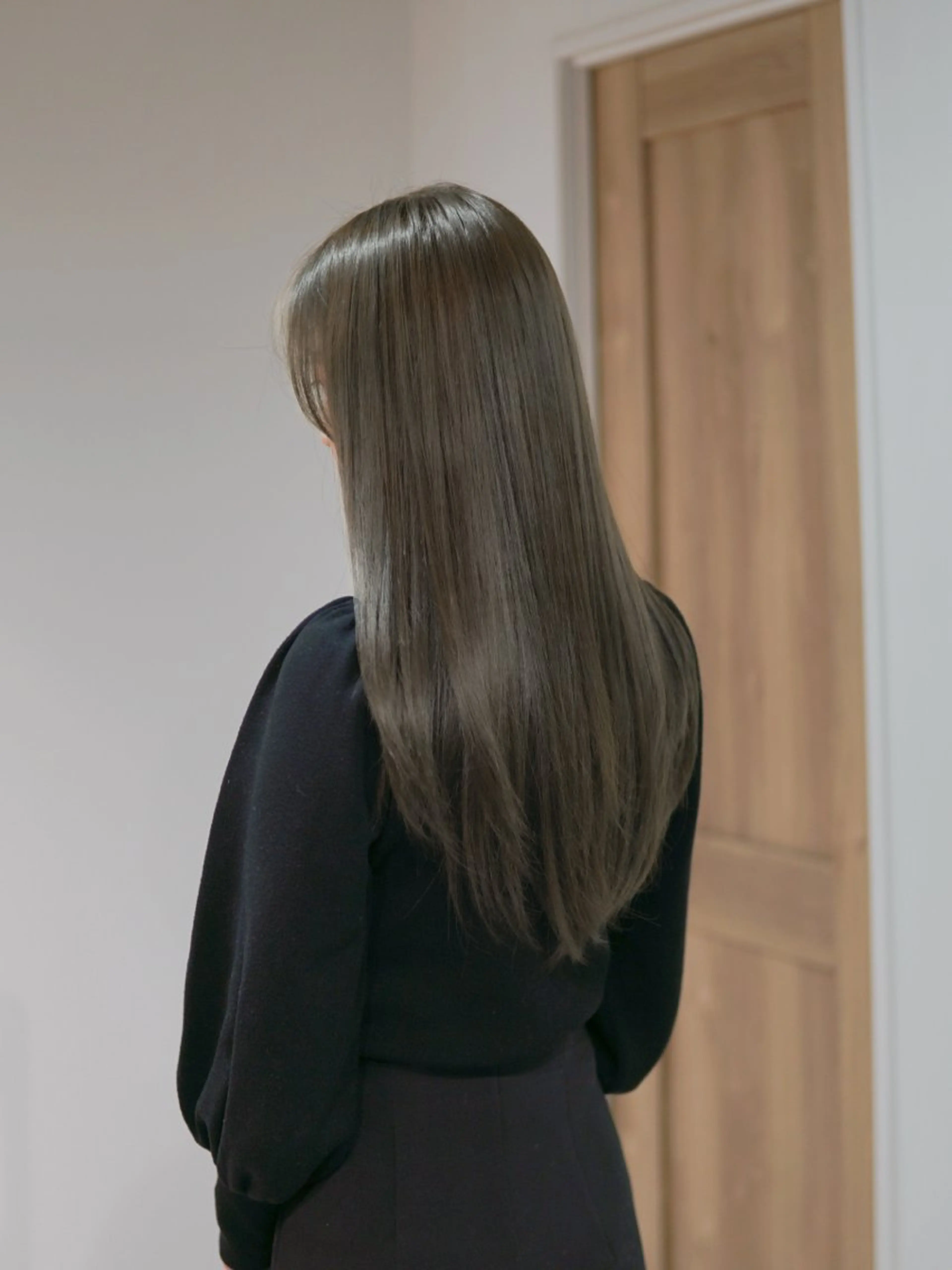 ロング カラー 透明感カラー グレージュ オリーブグレージュ オリーブグレー トリートメント トリートメント 🦋髪質改善/艶髪 /カラー/go🦋のヘアスタイル