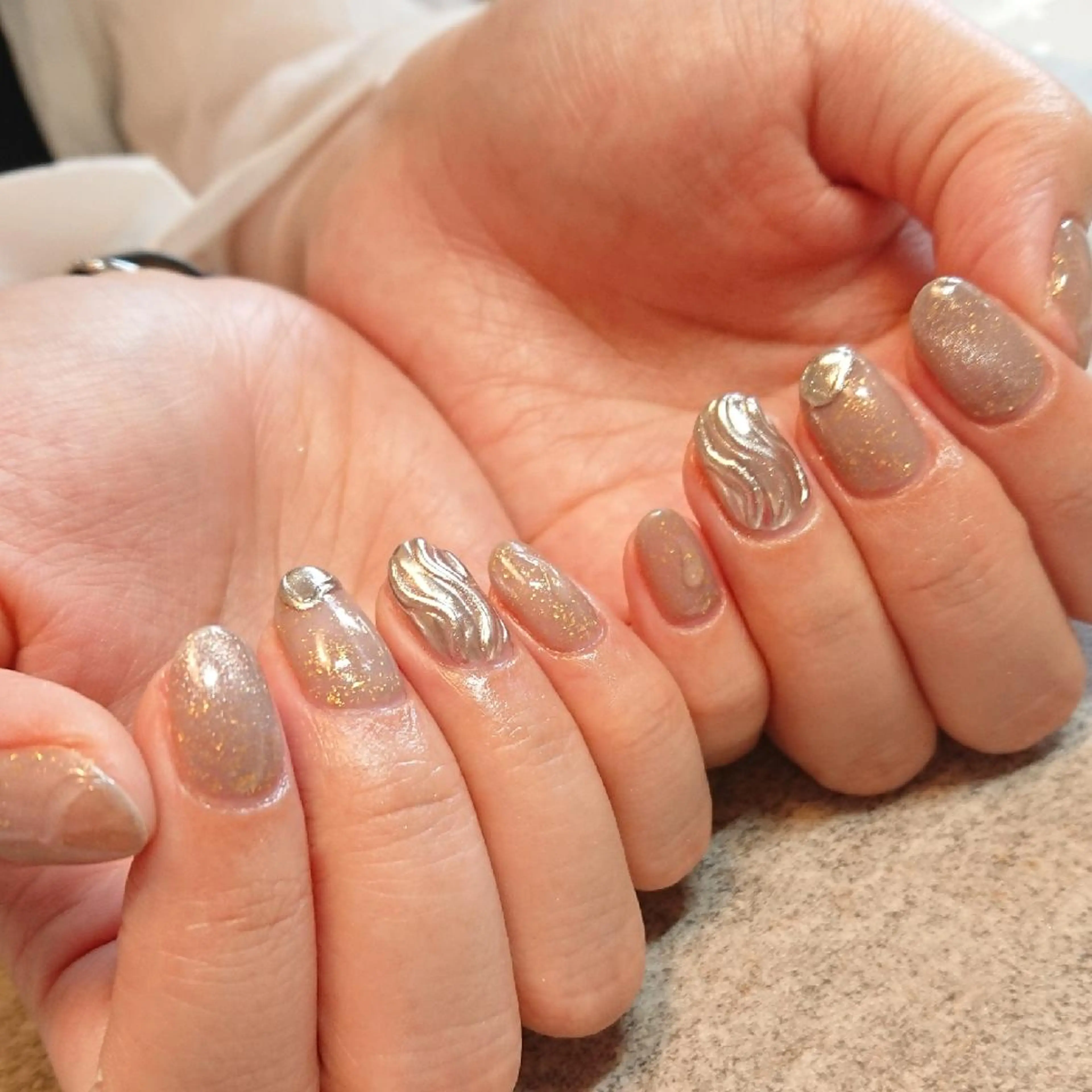 ネイル ニュアンスネイル ジェヌインネイル 河内のネイルデザイン