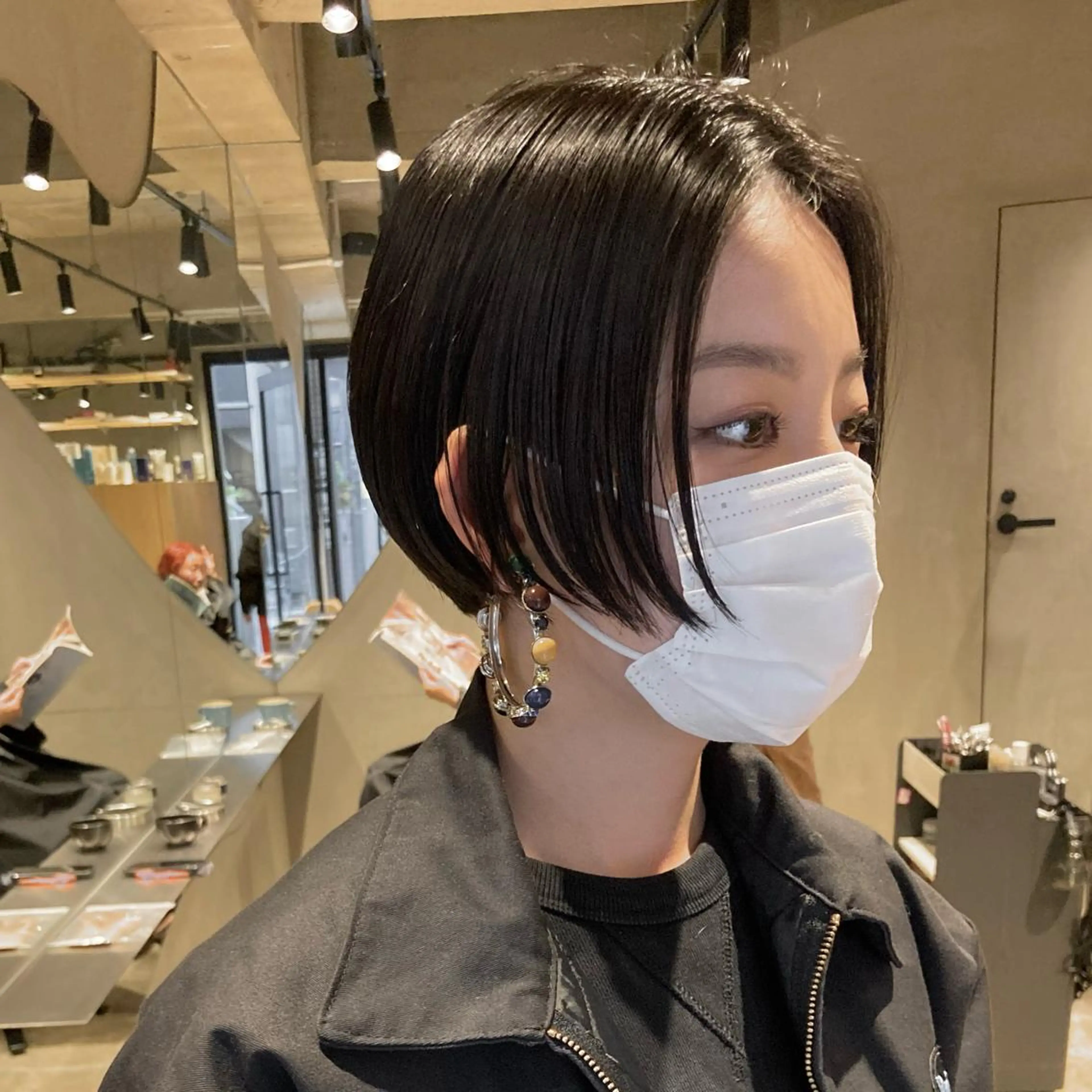 ショート ショートボブ ショートレイヤー ハンサムショート ベリーショート アッシュ カット 🌈圧倒的デザイン力 内井省吾のヘアスタイル