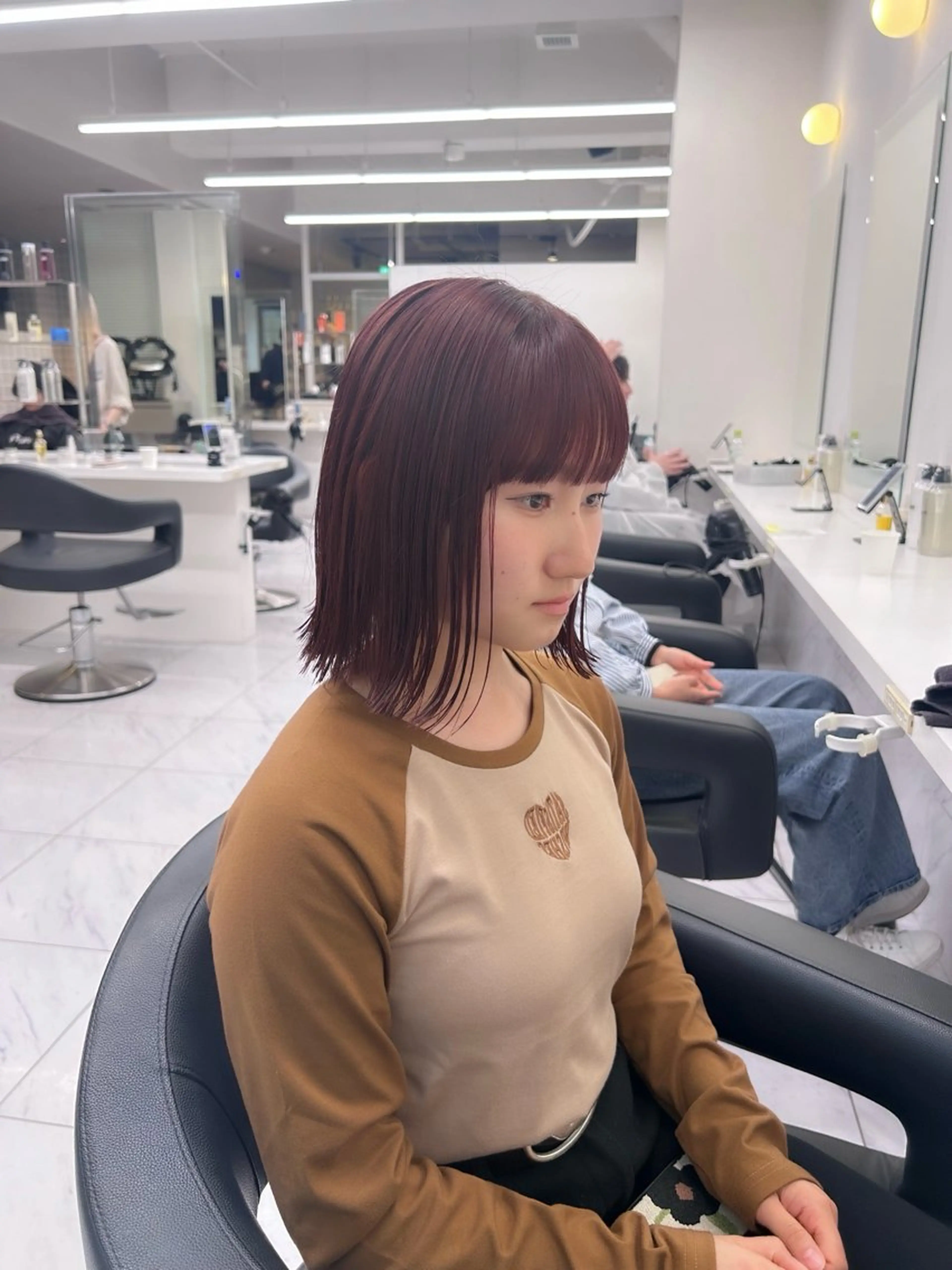 ミディアム カラー パーマ ヘアアレンジ メンズ キッズ ヘアカラー トリートメント ヘアセット ブリーチなしカラー/ ブラウン/レイヤーのヘアスタイル