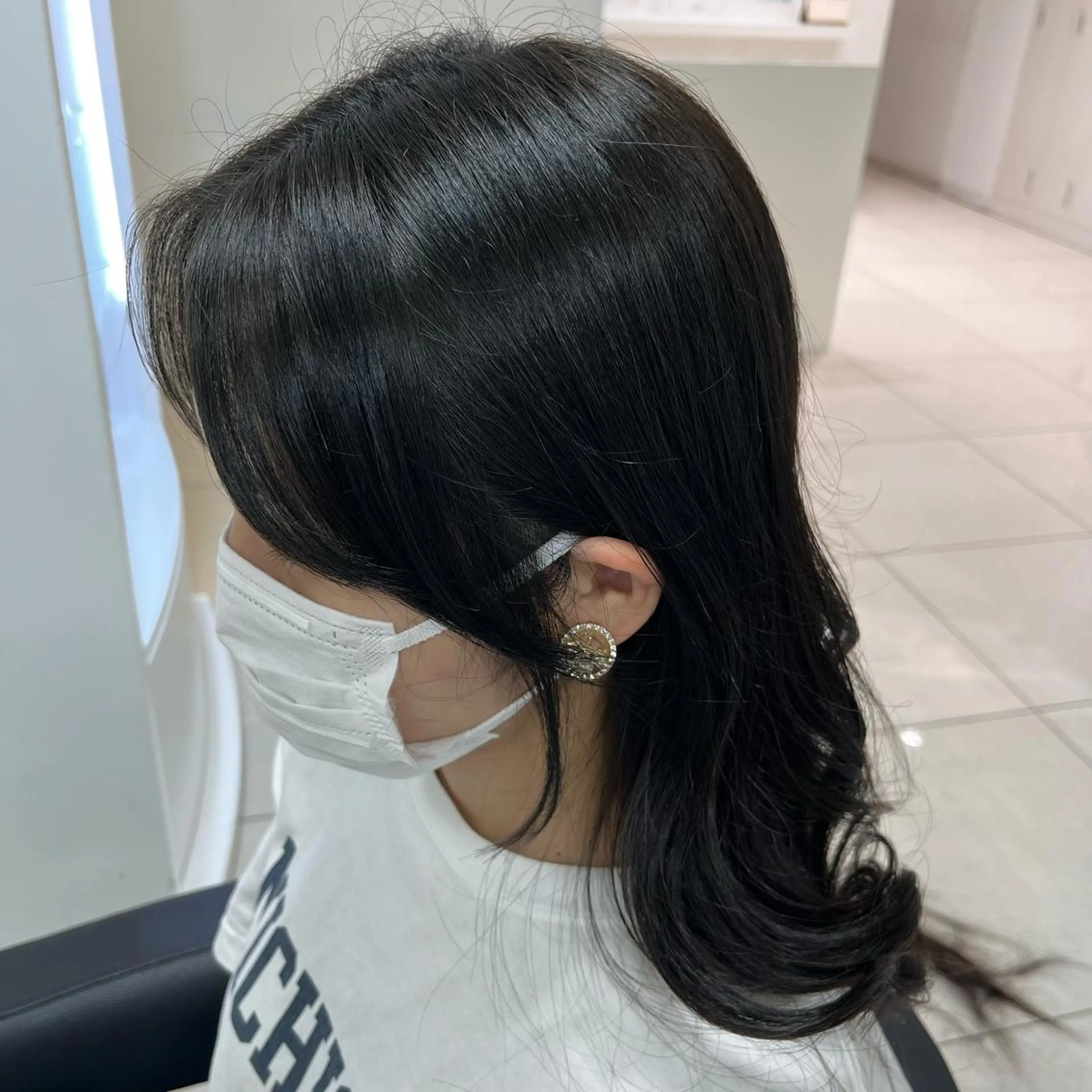 ミディアム 顔周りカット おくれ毛 小顔カット カット 【メンズ縮毛矯正/ Ryokaのヘアスタイル