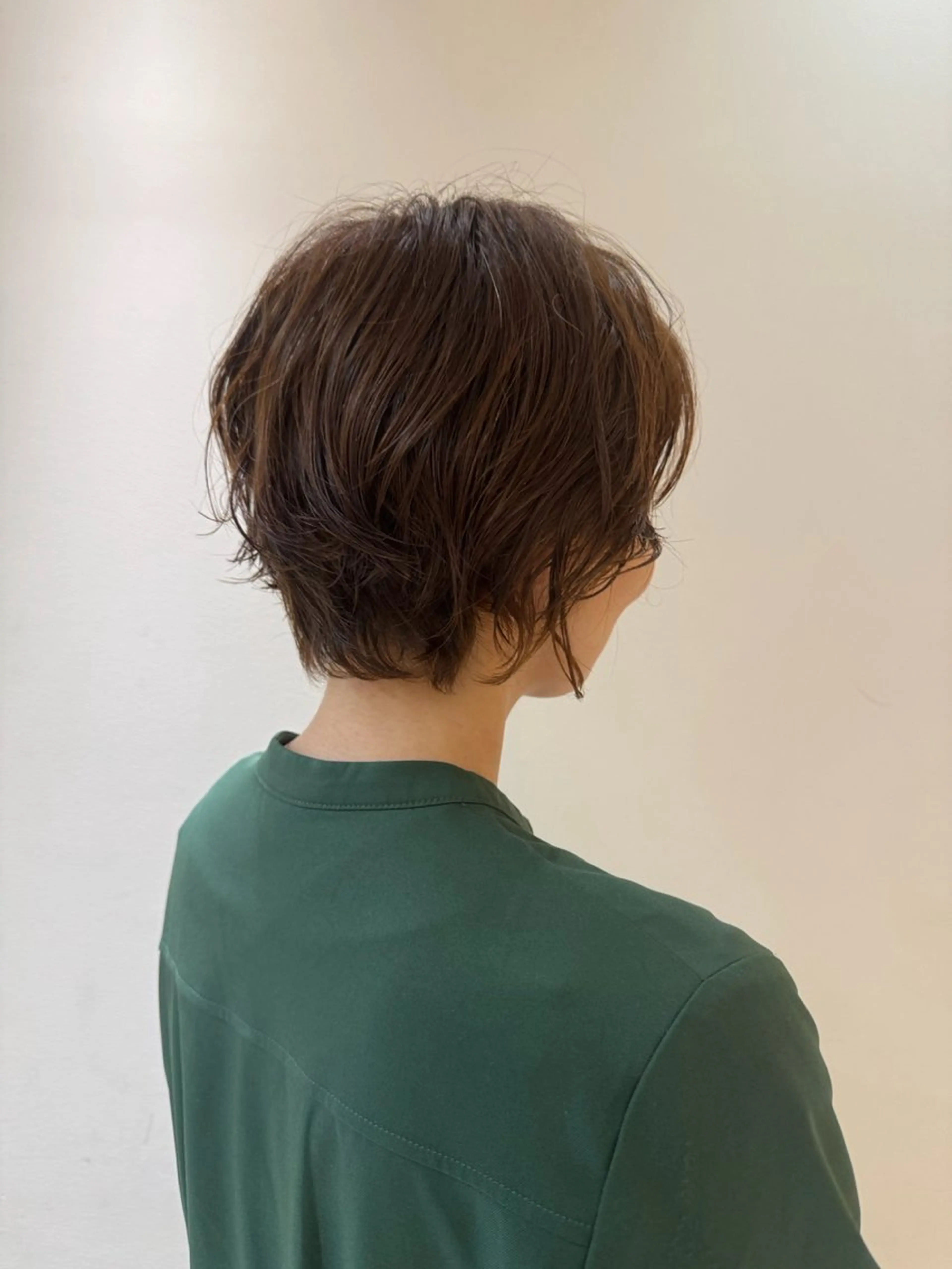 ショート パーマ akari / ミディアムパーマのヘアスタイル