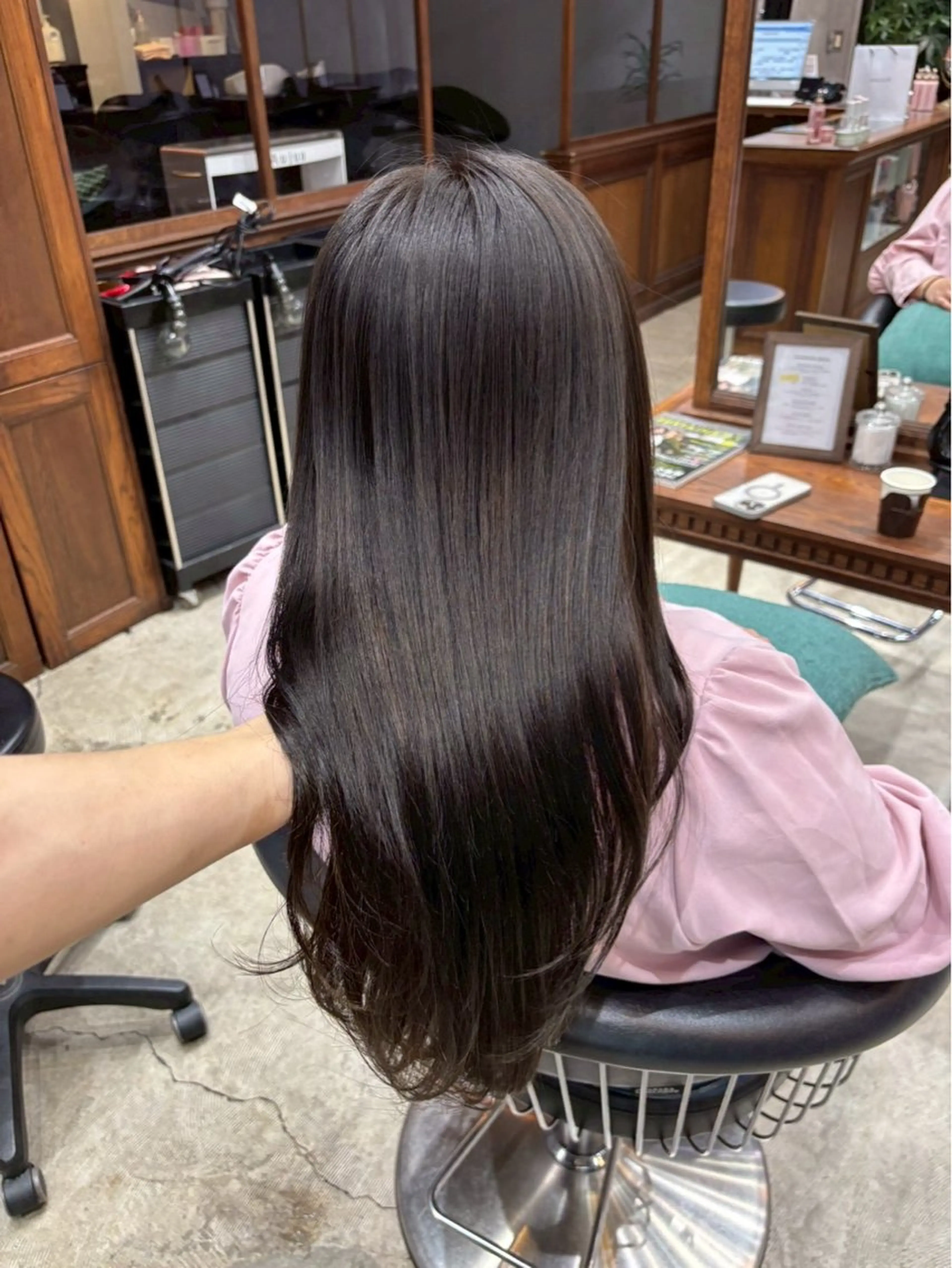 ロング カラー ヘアカラー 前畑 きりあのヘアスタイル