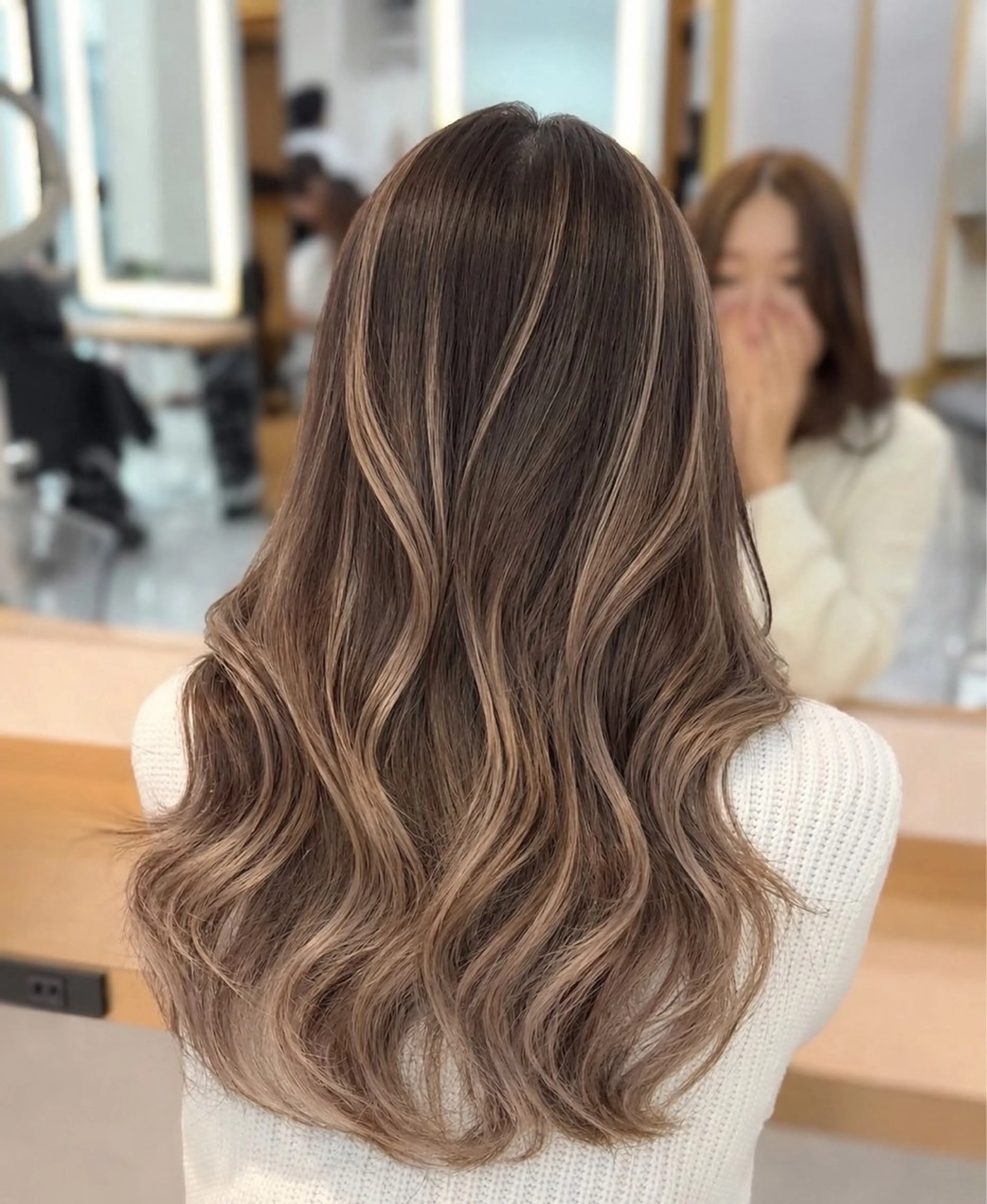 ロング ヘアカラー バレイヤージュ/ メッシュ小林賢太朗のヘアスタイル
