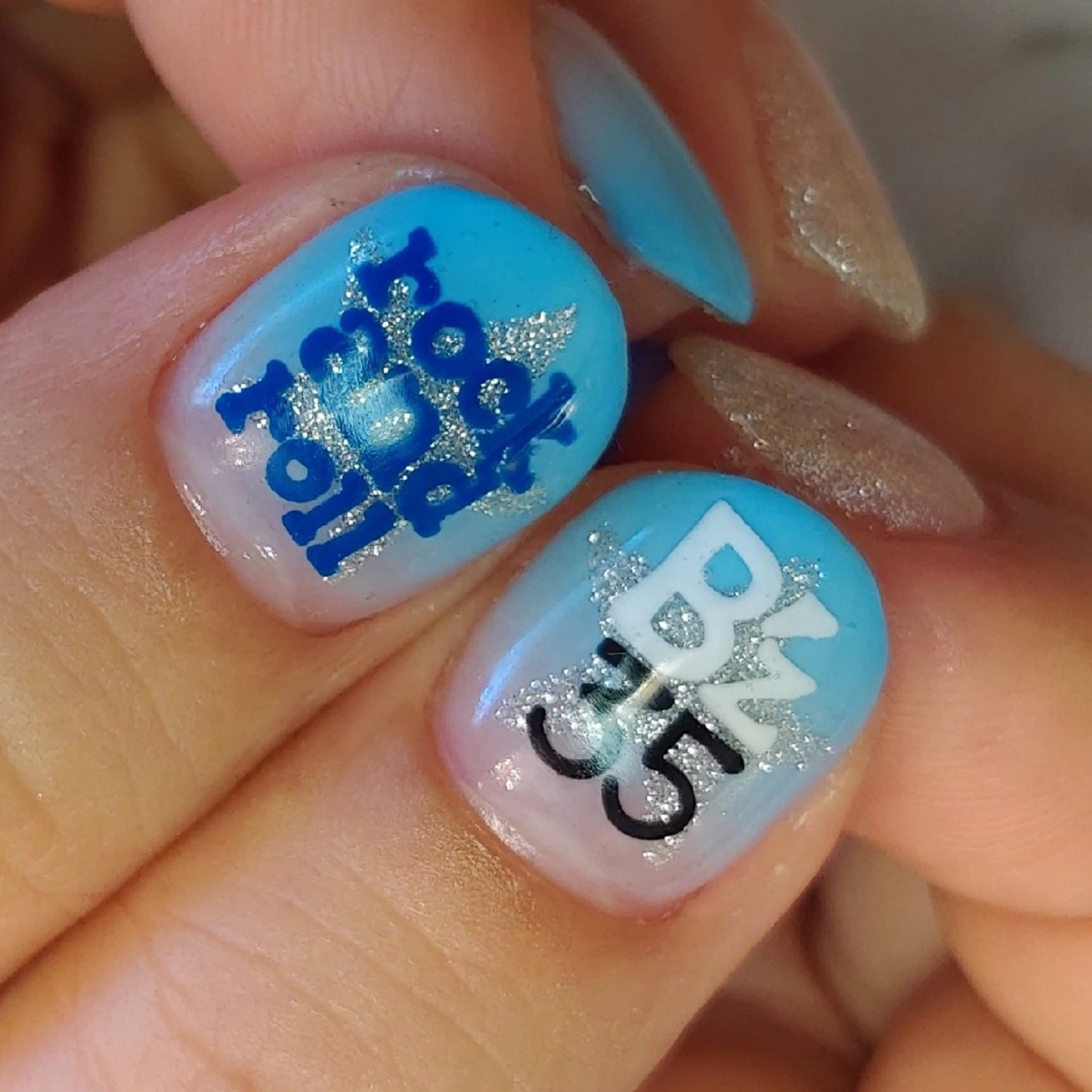 ネイル ジェヌインネイル 河内のネイルデザイン