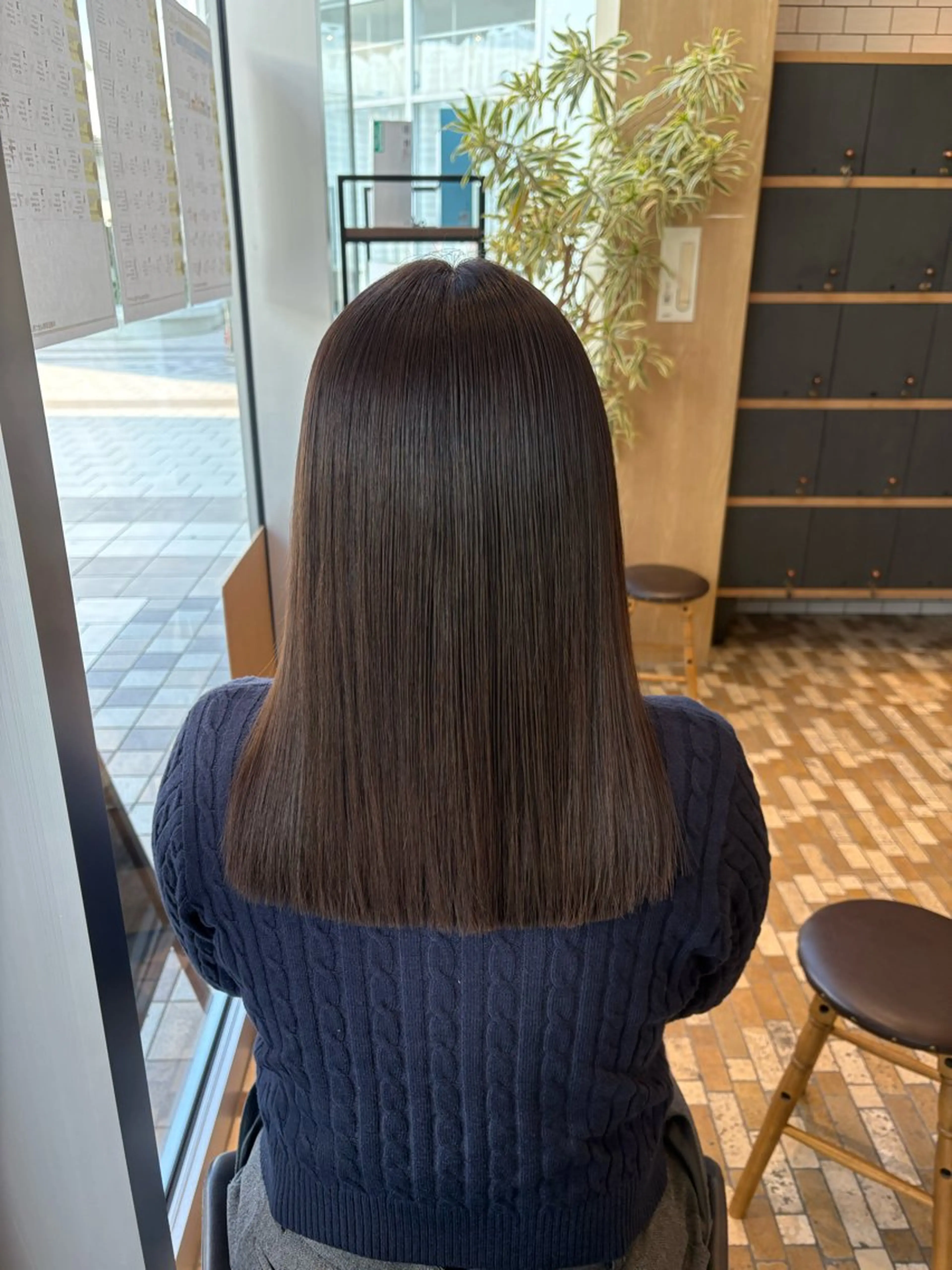 〈minimo特別価格🌷〉カット+酸性ストレート🫧の写真