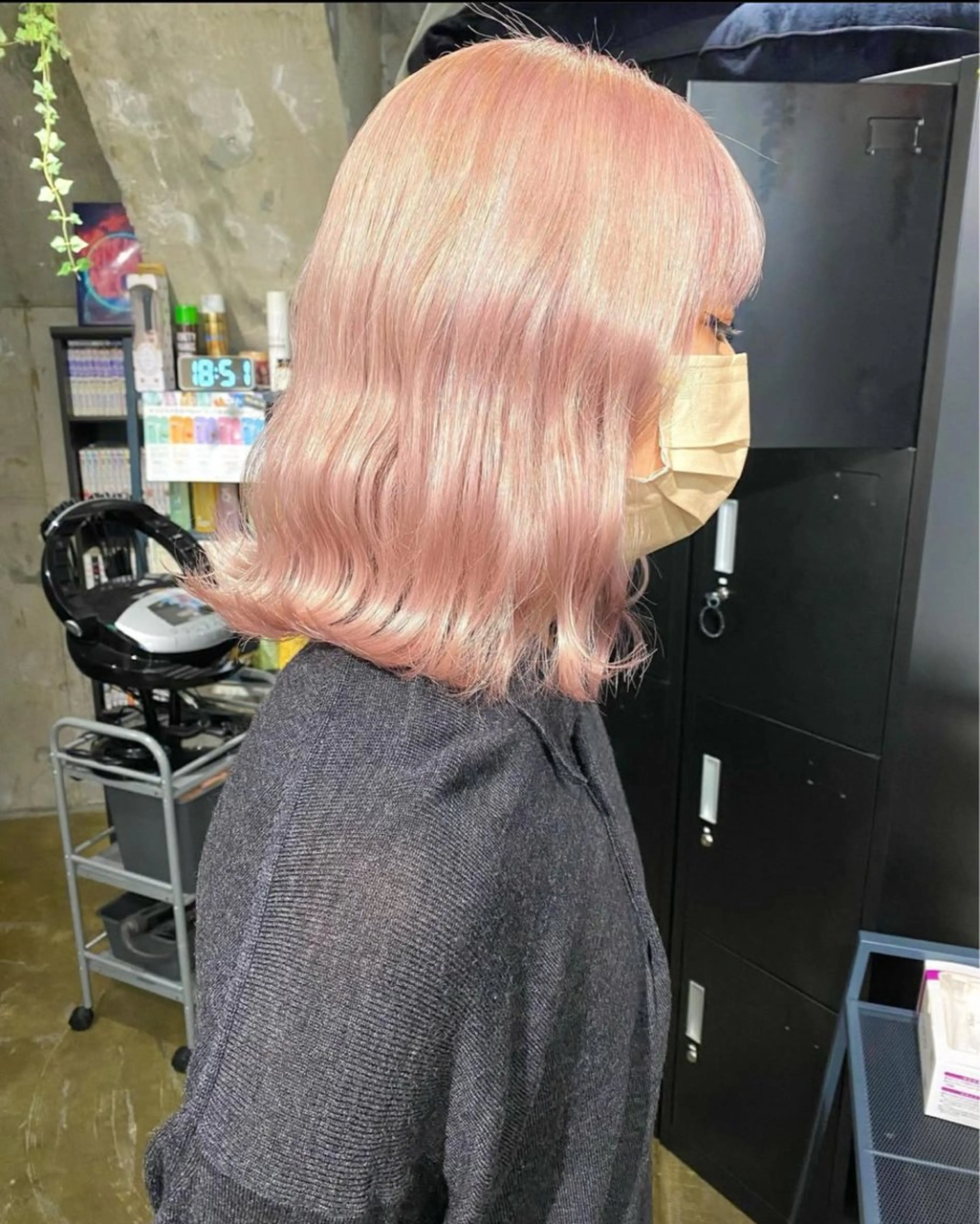 ミディアム カラー ピンクカラー ホワイトピンク ヘアカラー ブレンバイドット所属・ニュアンスカラー/ 🫧レミ(坊主)のヘアスタイル