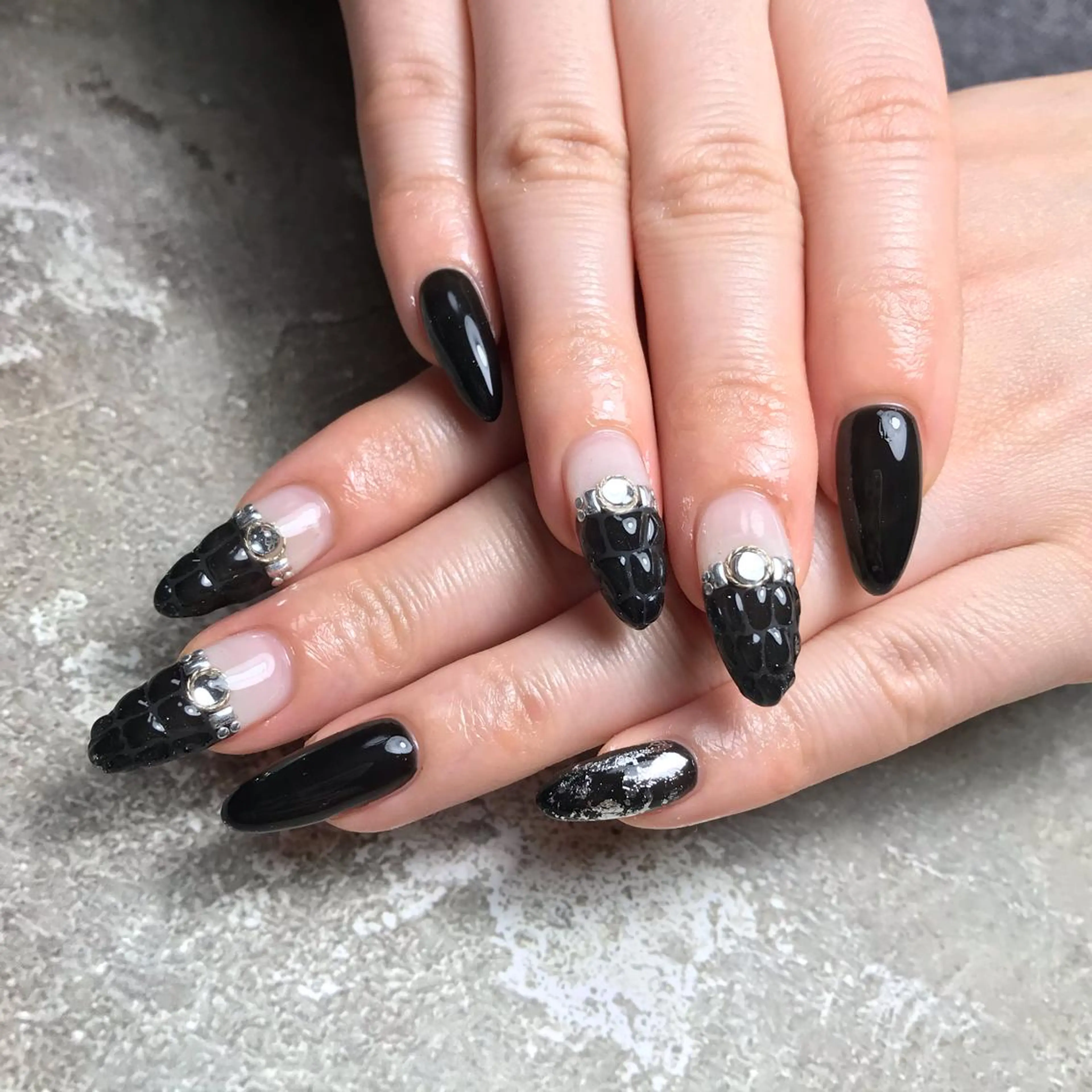 ネイル ハンドネイル 💅chainail _aiのネイルデザイン