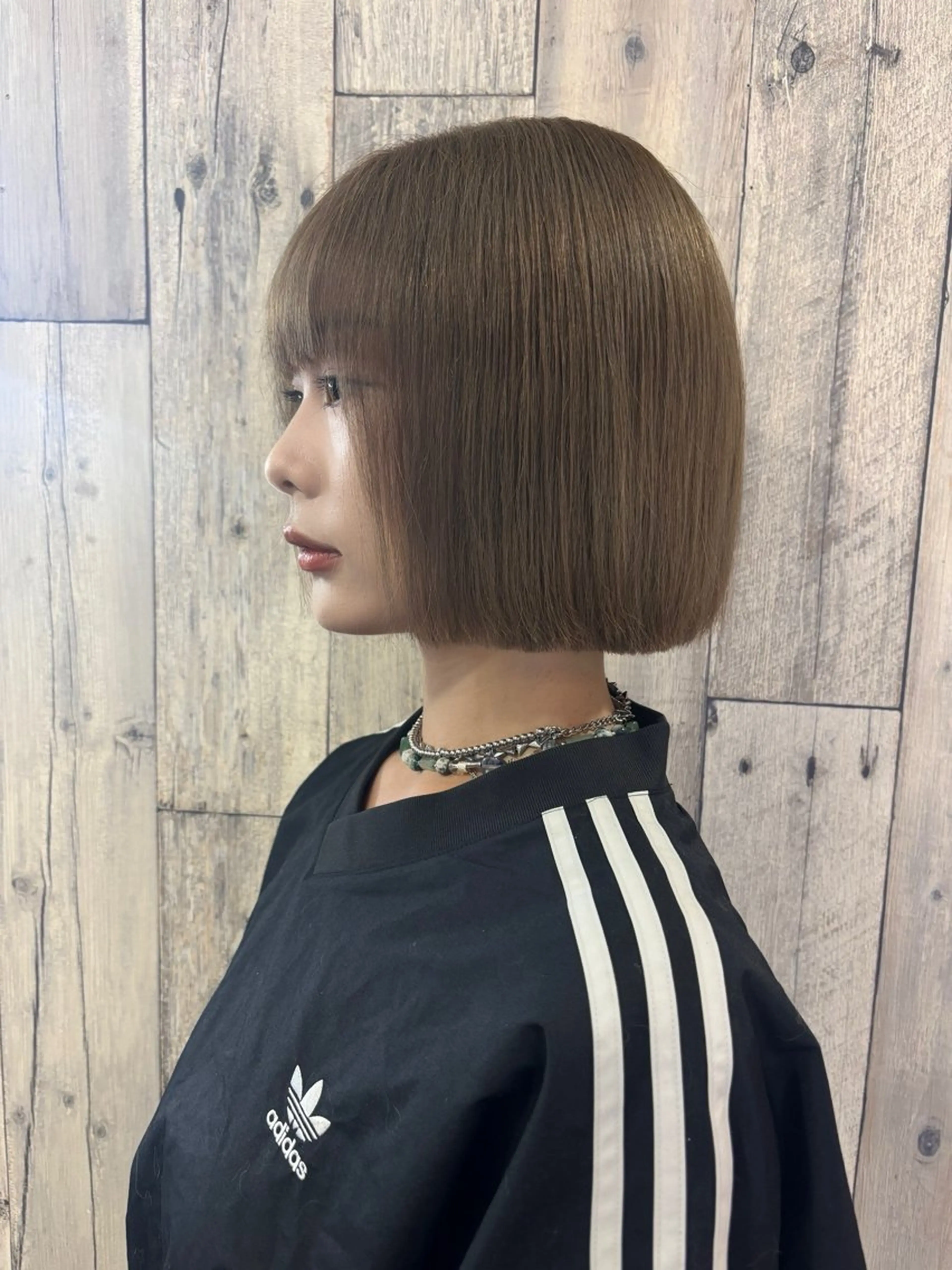 ミディアム カラー 艶髪ハイトーン特化 / moe 🦋のヘアスタイル