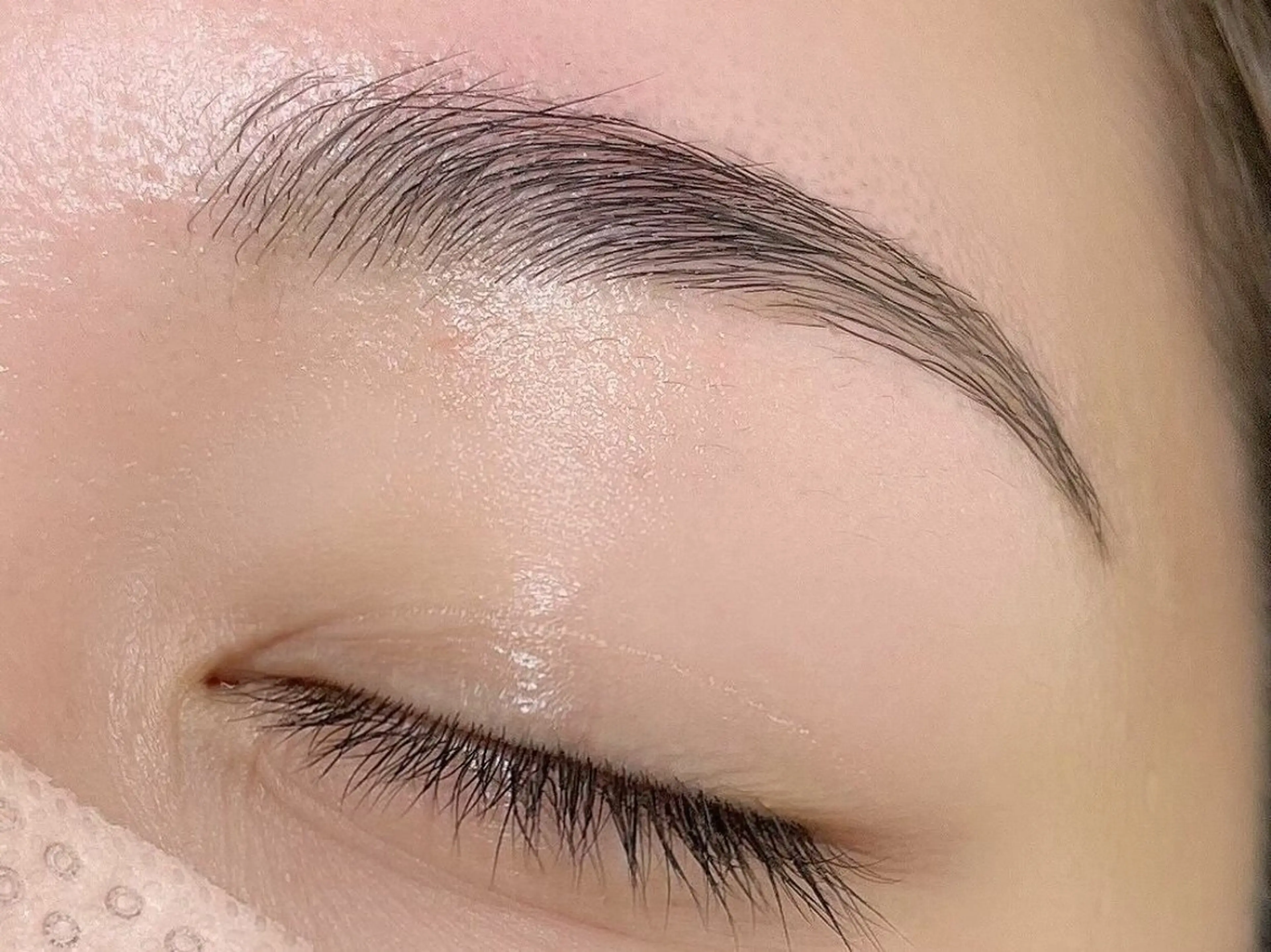 アイブロウ ワックス脱毛 poka lash所属・poka lash 奥村の眉毛・アイブロウイメージ