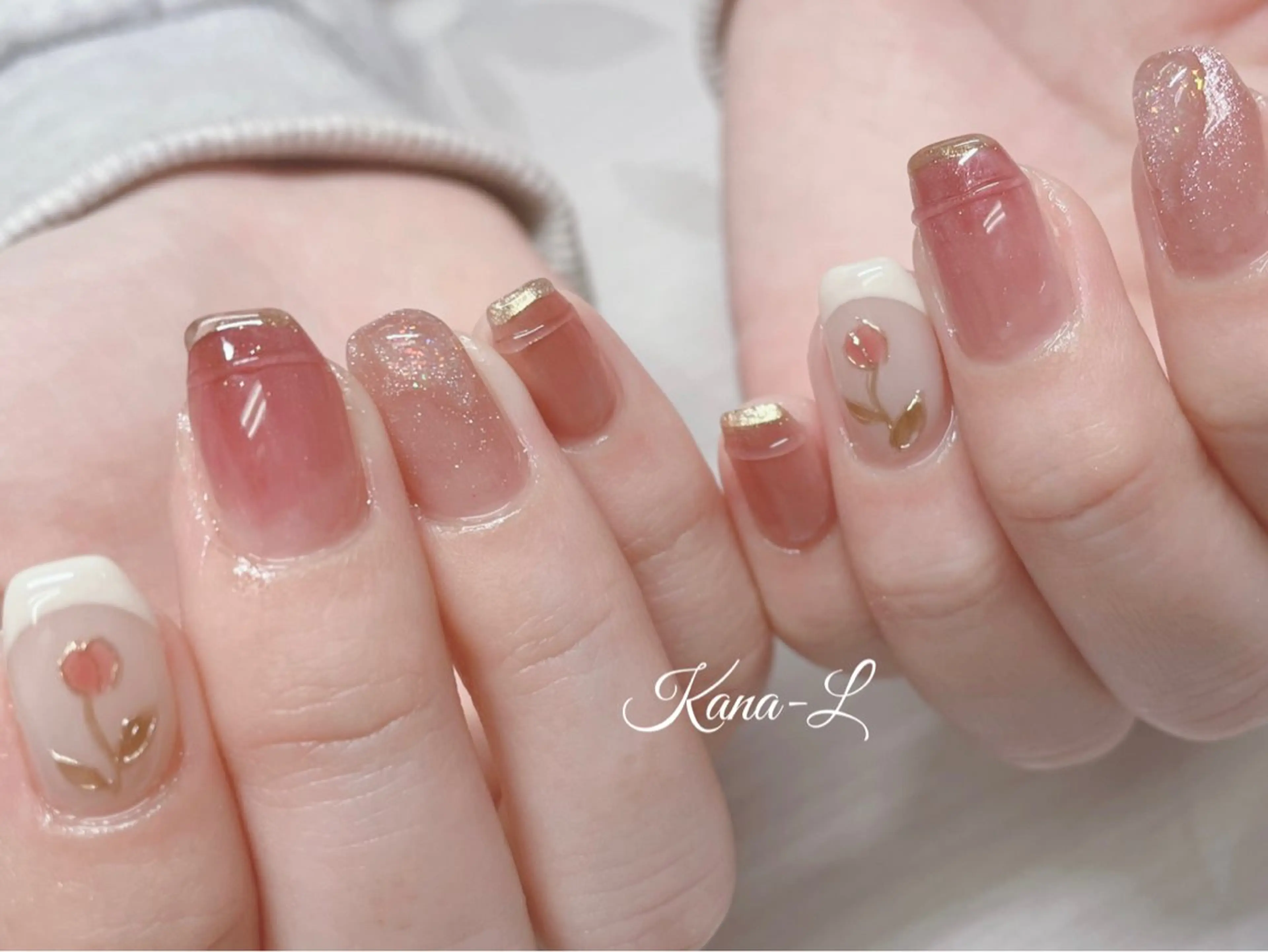 ネイル フレンチネイル ジェルネイル 韓国ネイル ニュアンスネイル パラジェル 芦辺 香奈のネイルデザイン