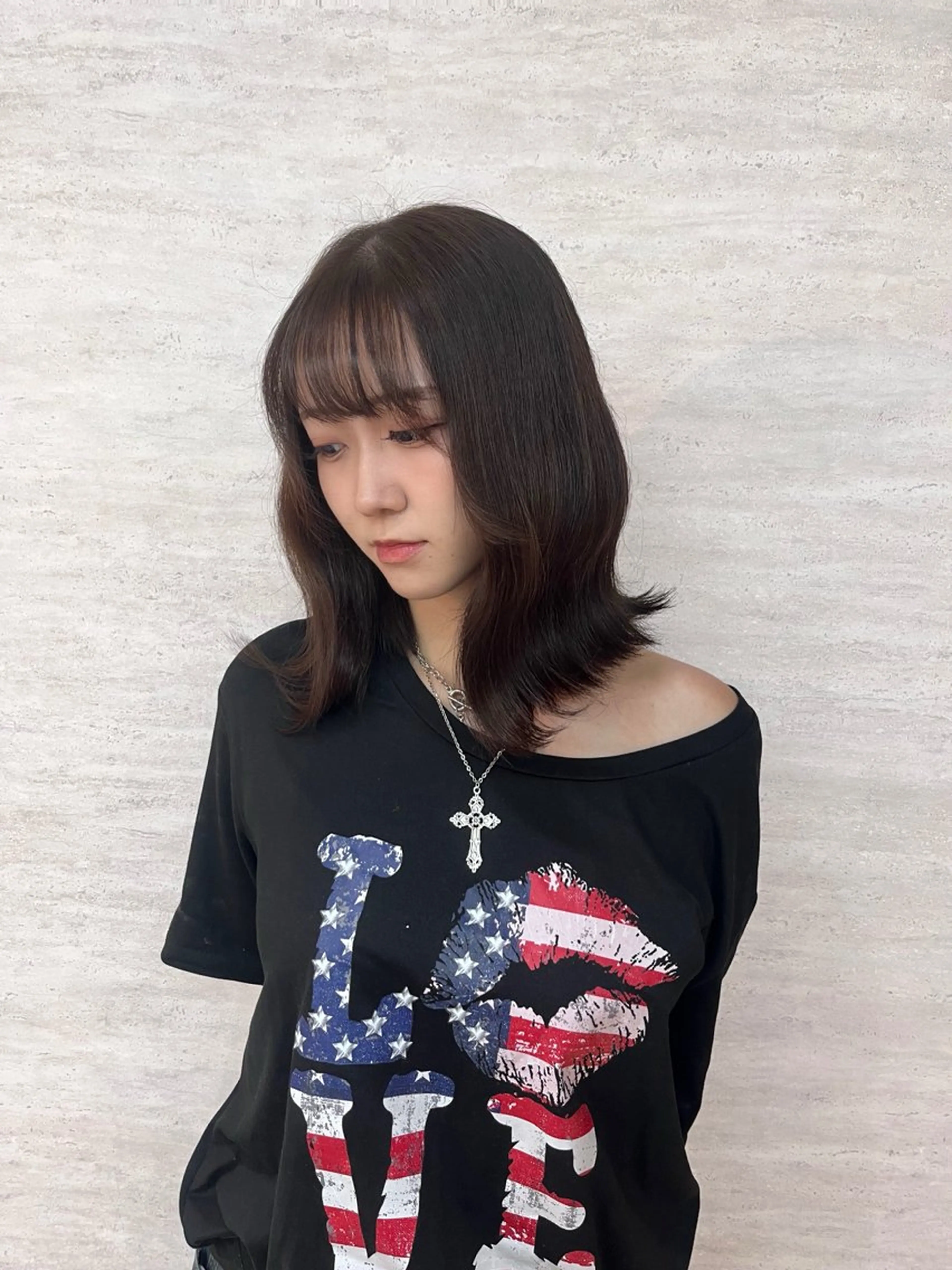 ミディアム 艶感ハイトーン/ 池袋/mei🩶のヘアスタイル