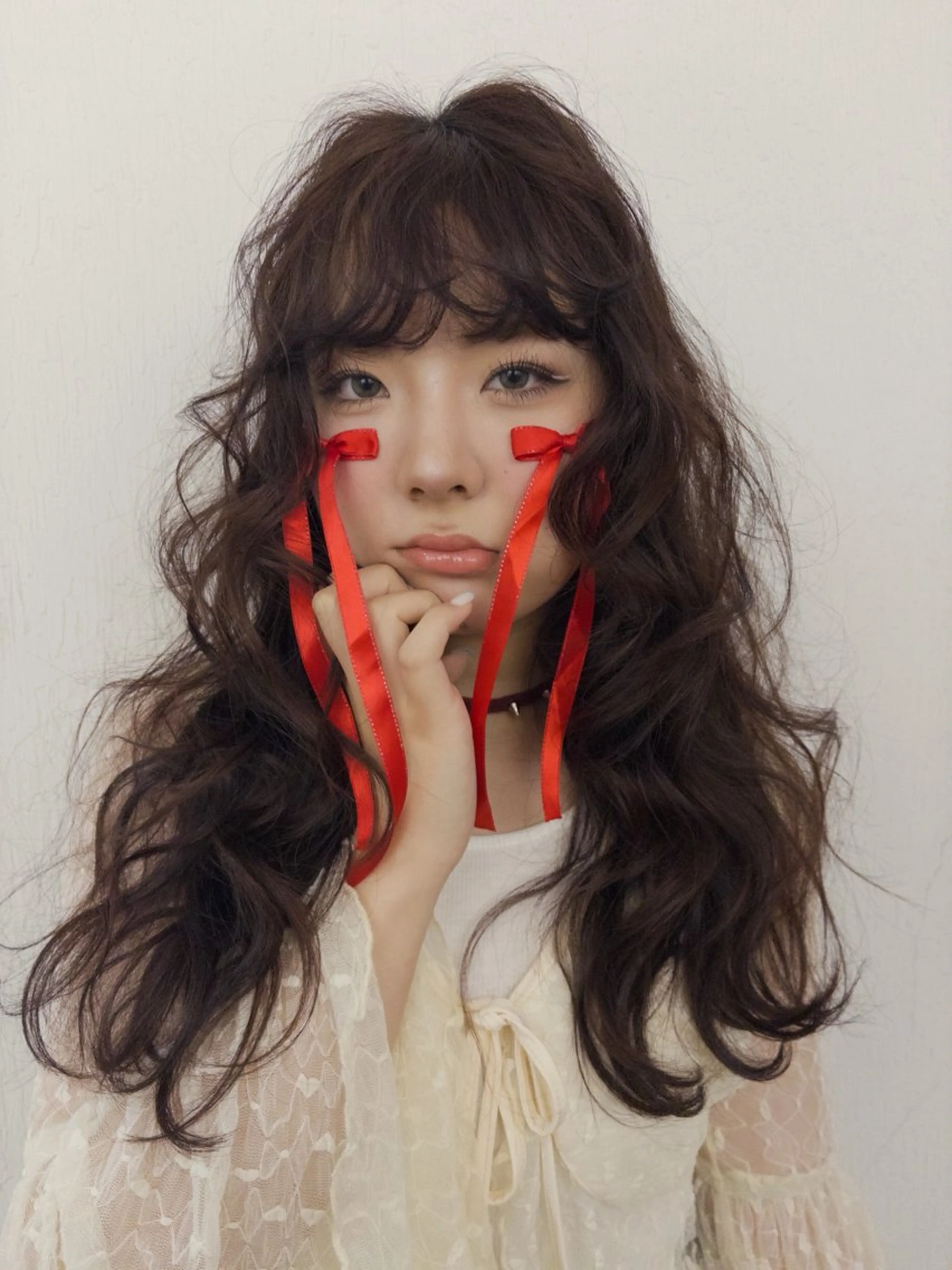 ロング ヘアカラー 綾乃／デザインカラー ／ハイトーン／ボブのヘアスタイル