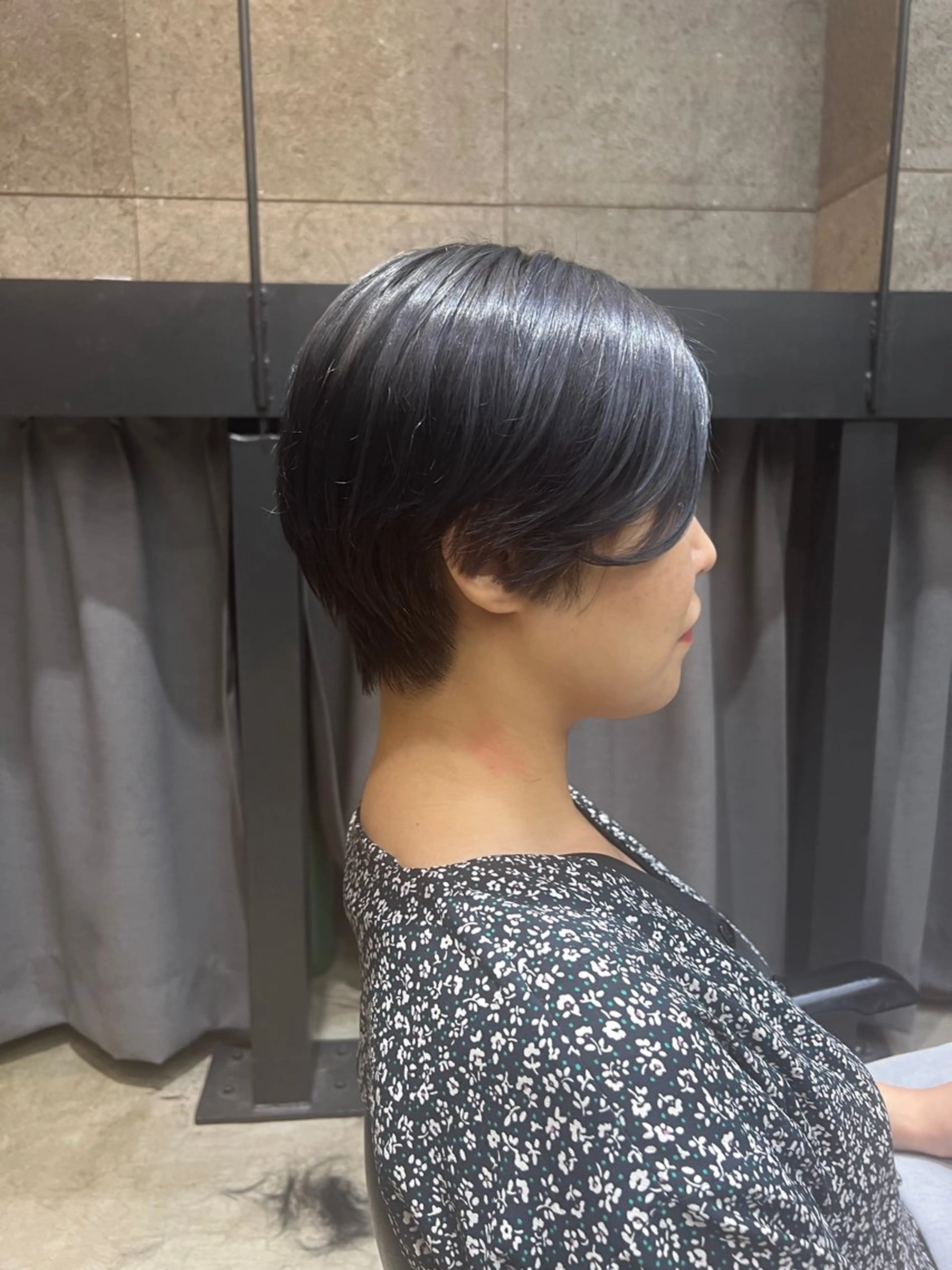 ショート 透明感/血色カラー/ 似合せレイヤー/ゆいのヘアスタイル