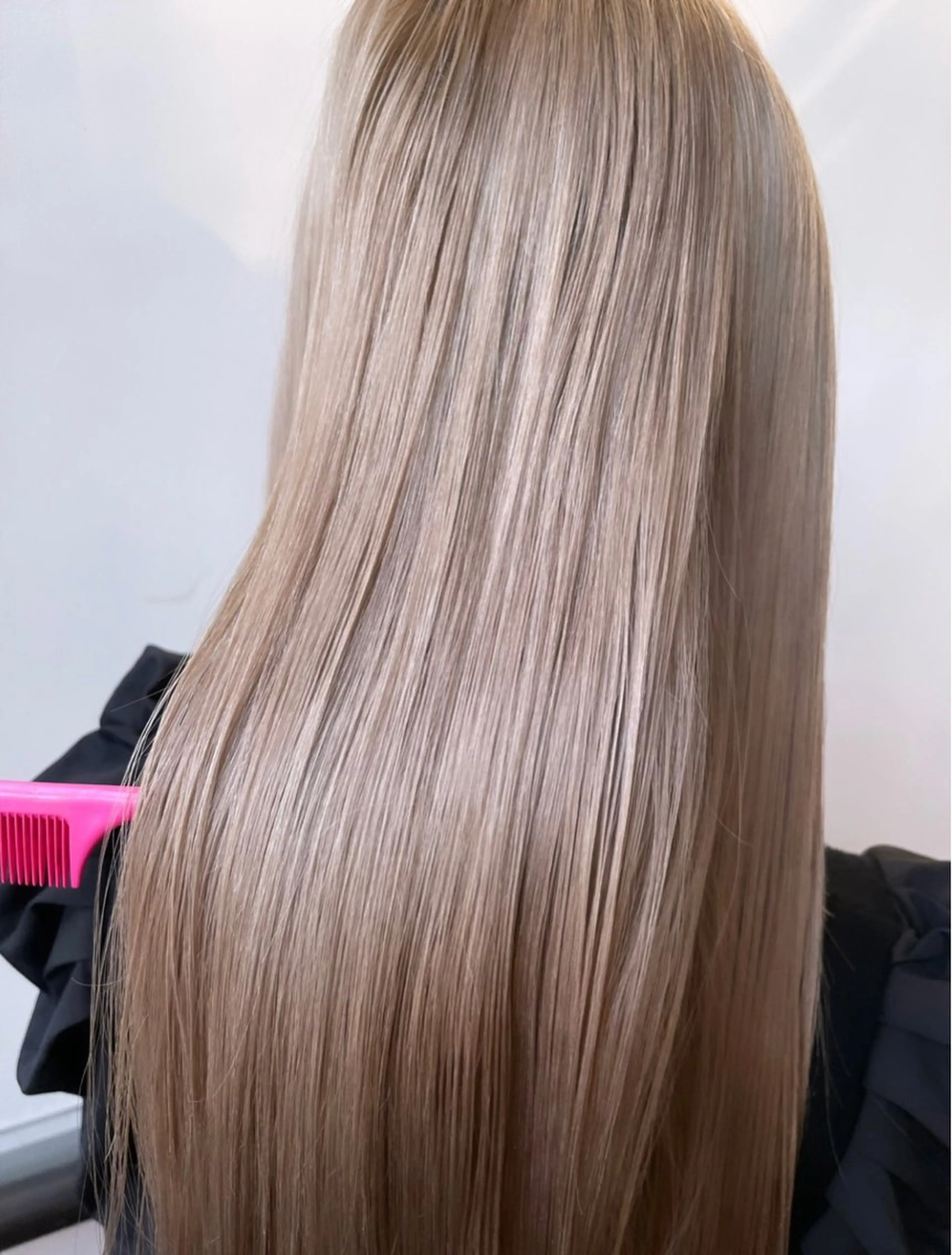 ロング カラー ブリーチ カット ヘアカラー ayaka |トレンドヘアのヘアスタイル