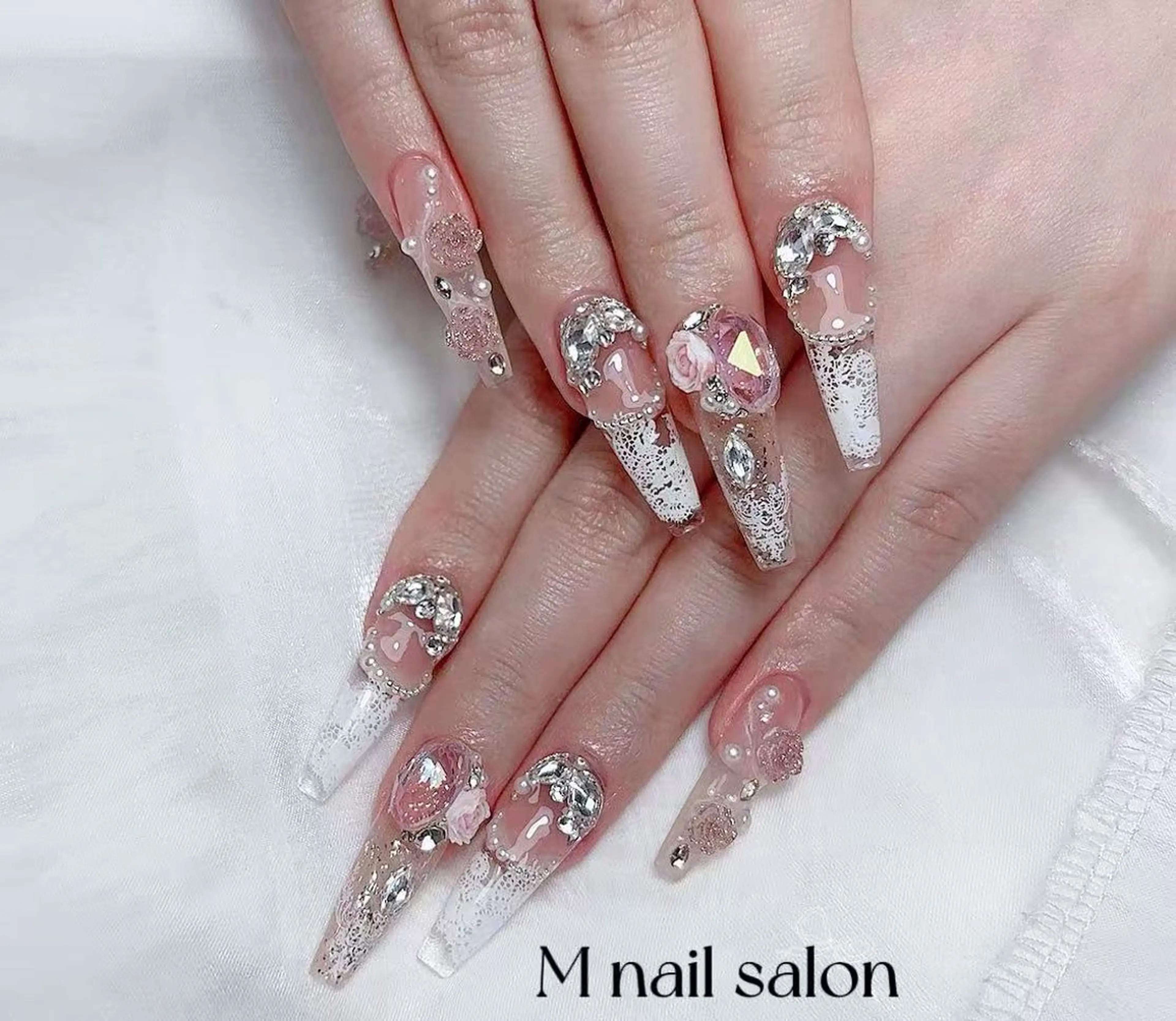 ネイル M🌷nail 長さだし専門店のネイルデザイン