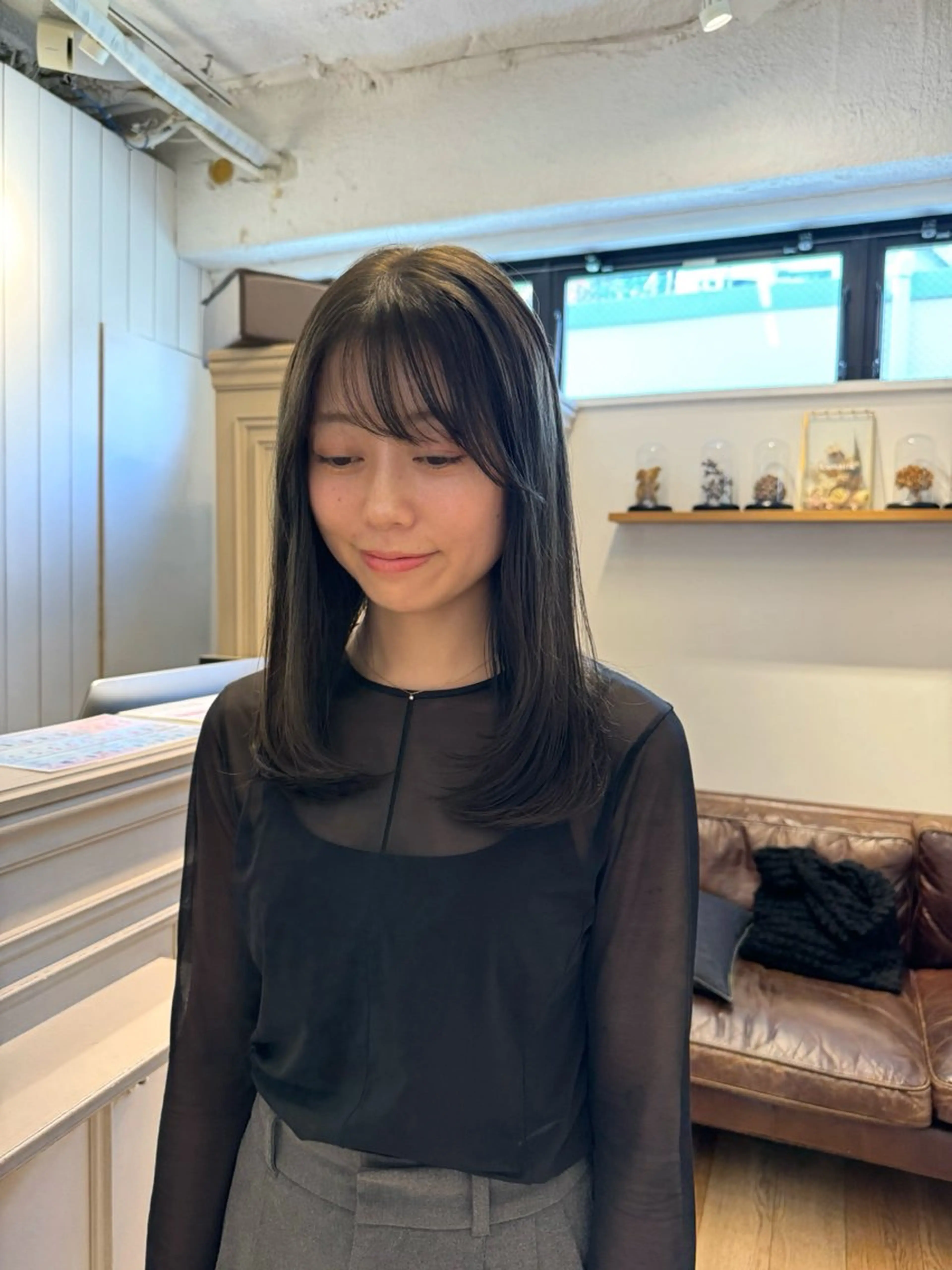 ロング カラー ブリーチ ケアカラー グレージュ オリーブグレージュ オリーブグレー ヘアカラー トリートメント Lomalia 🤍🫧/makoのマツエク・マツパデザイン