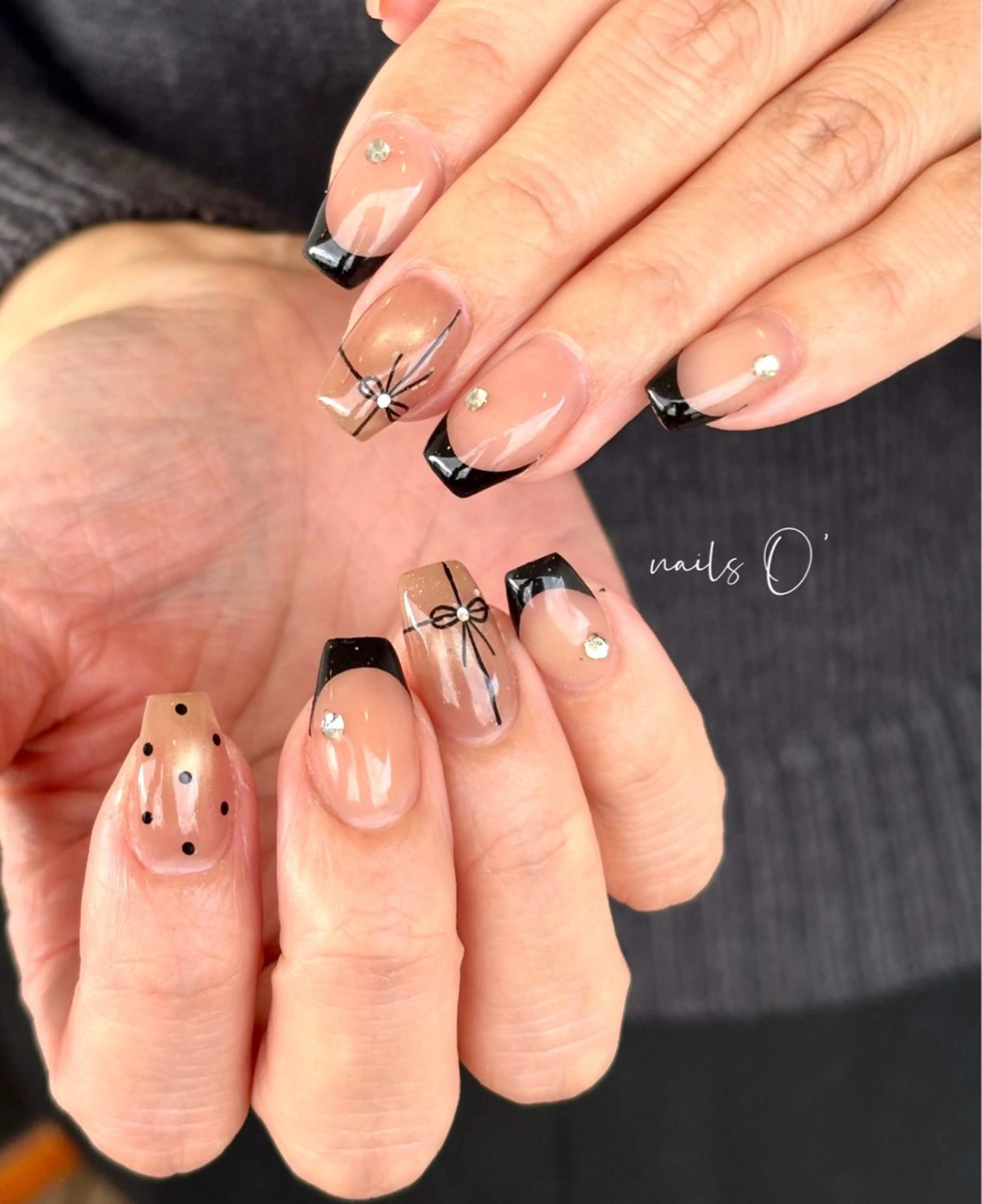 ネイル 大人可愛いネイル🎗 Hinaのネイルデザイン