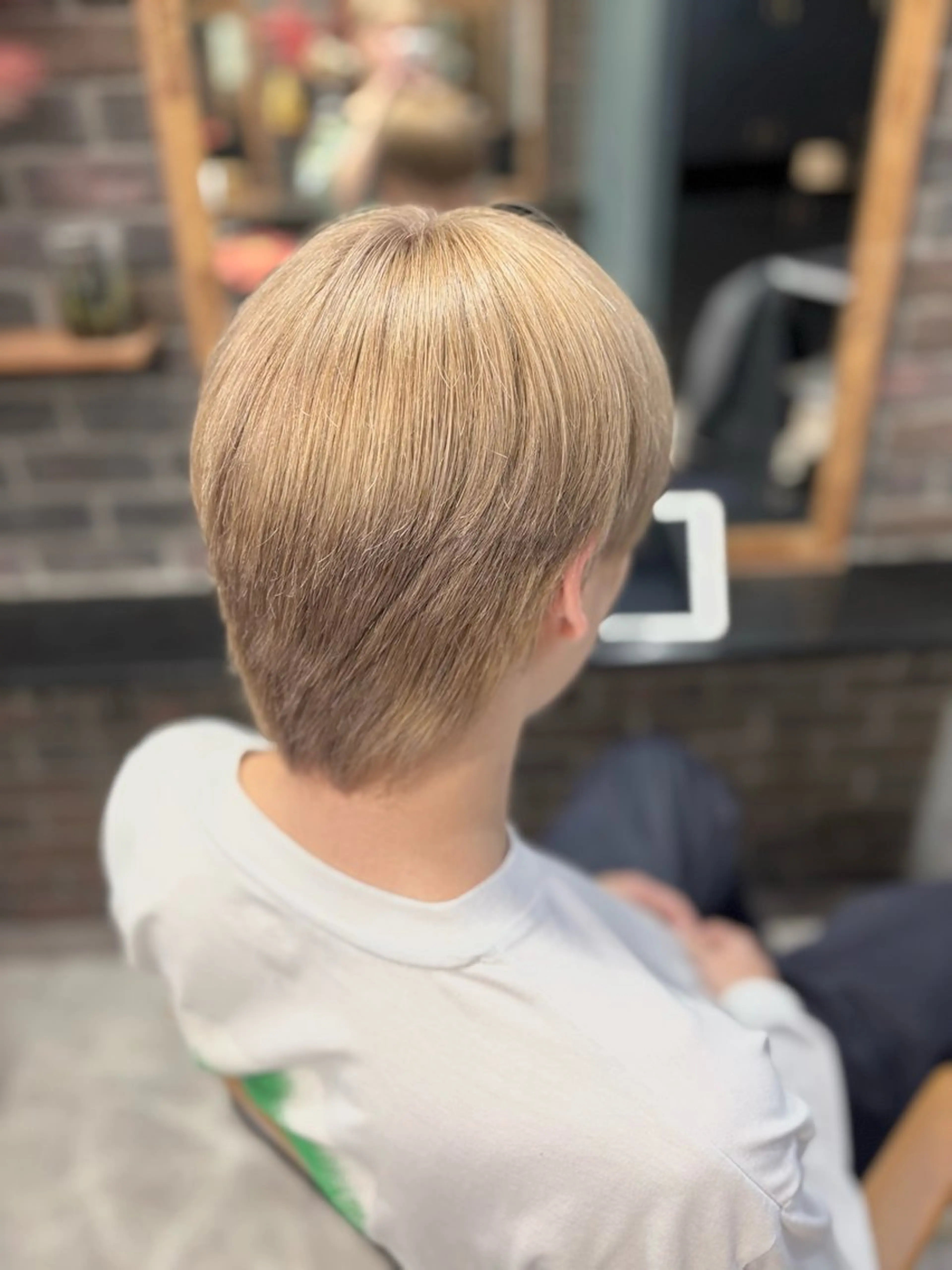 メンズ 艶髪ハイトーン🌙 /RINOのヘアスタイル