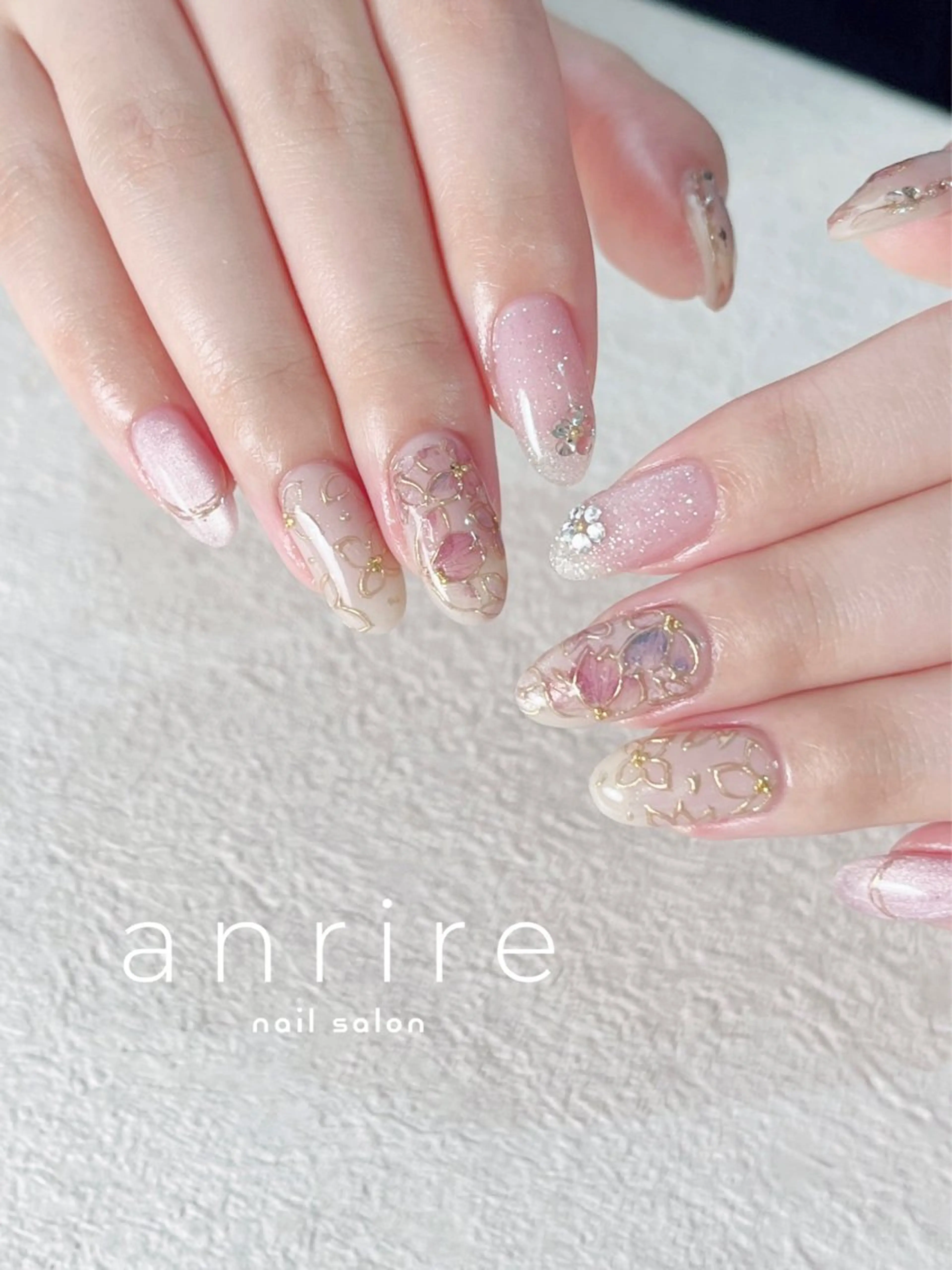 ネイル フラッシュネイル フラワーネイル ジェルネイル キラキラネイル ラメ(グリッター) ハンドネイル nailsalon anrireのネイルデザイン